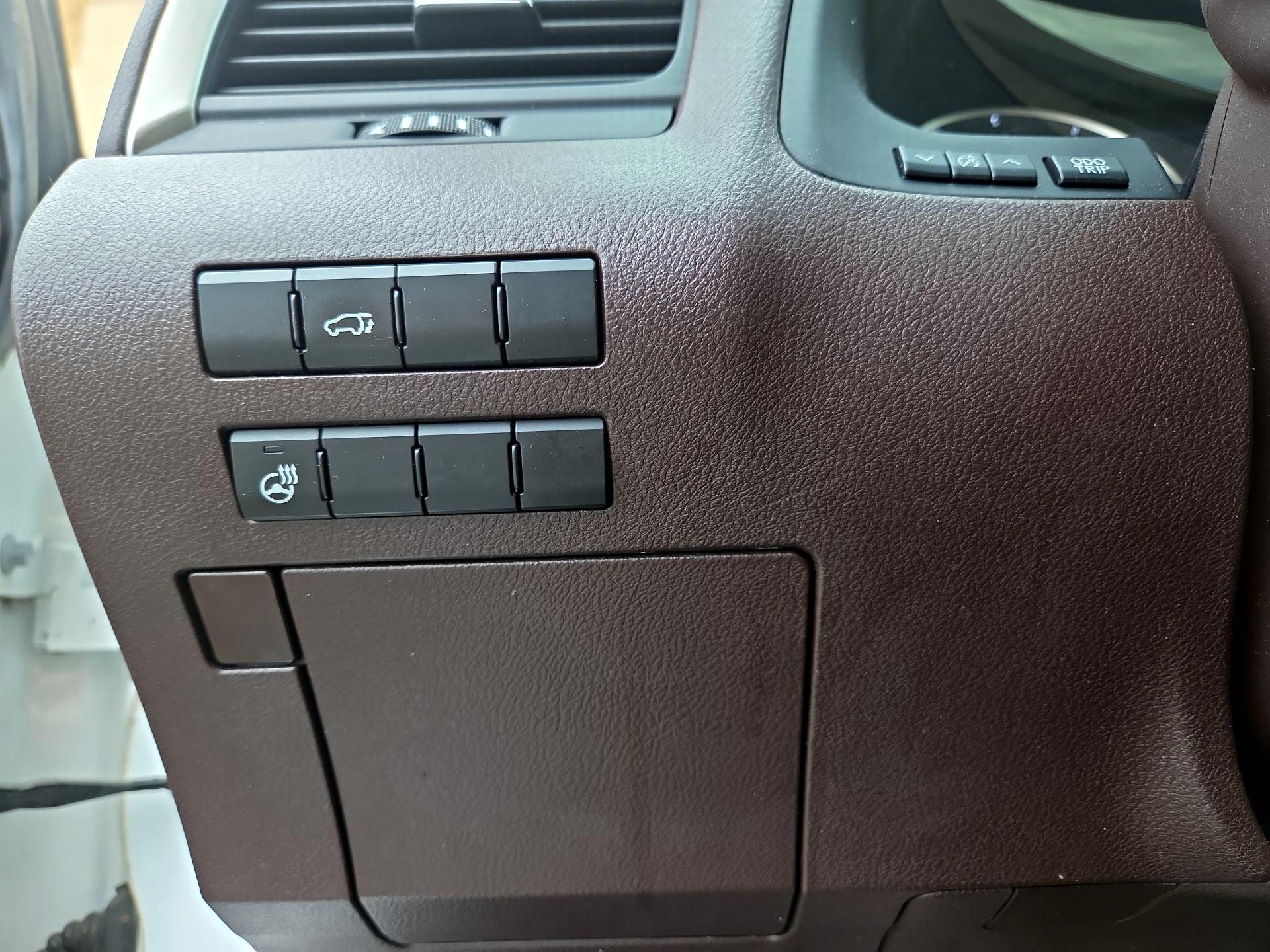 Thumbnail: 2016 Lexus RX - 13