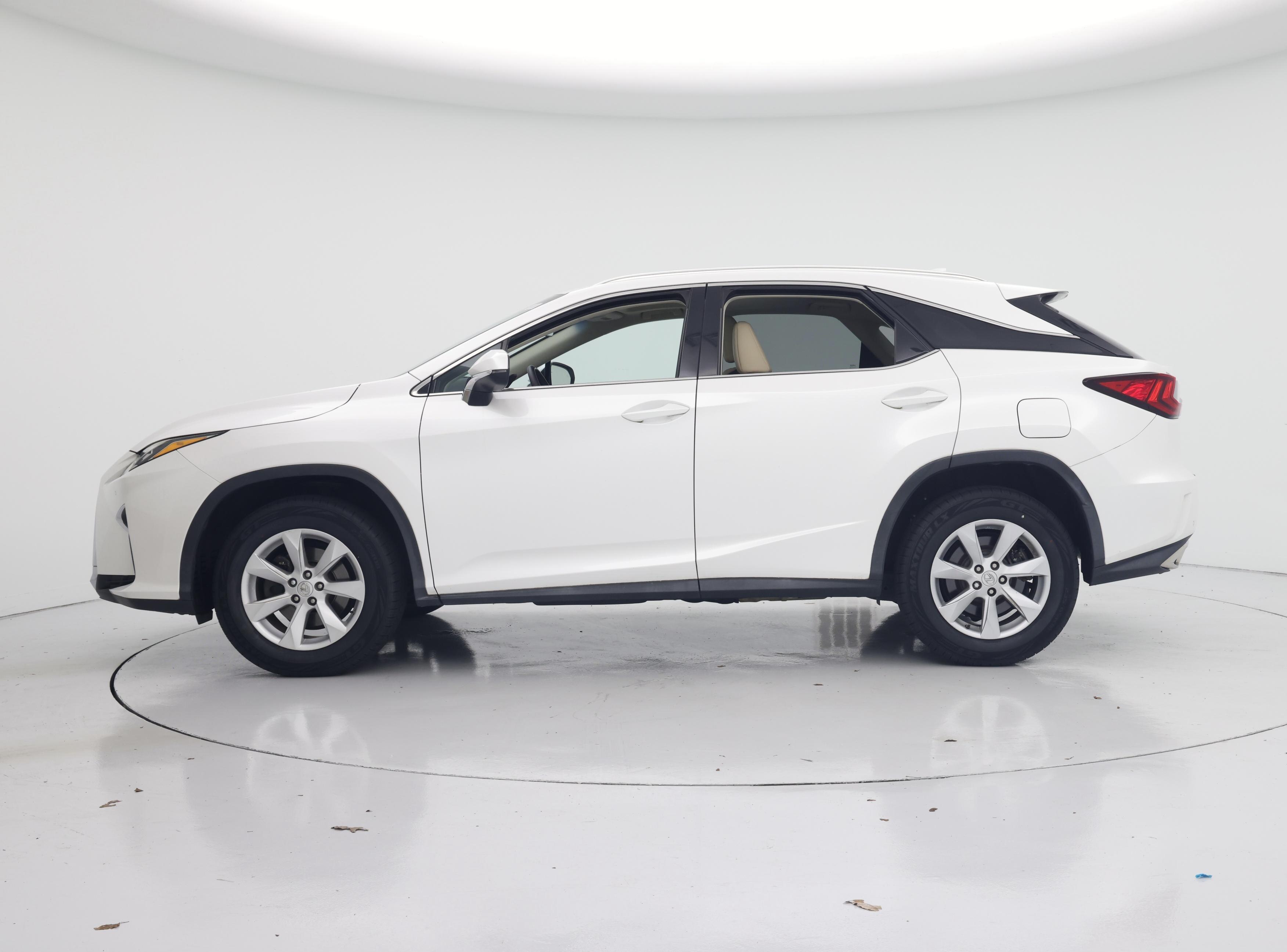 Thumbnail: 2016 Lexus RX - 3