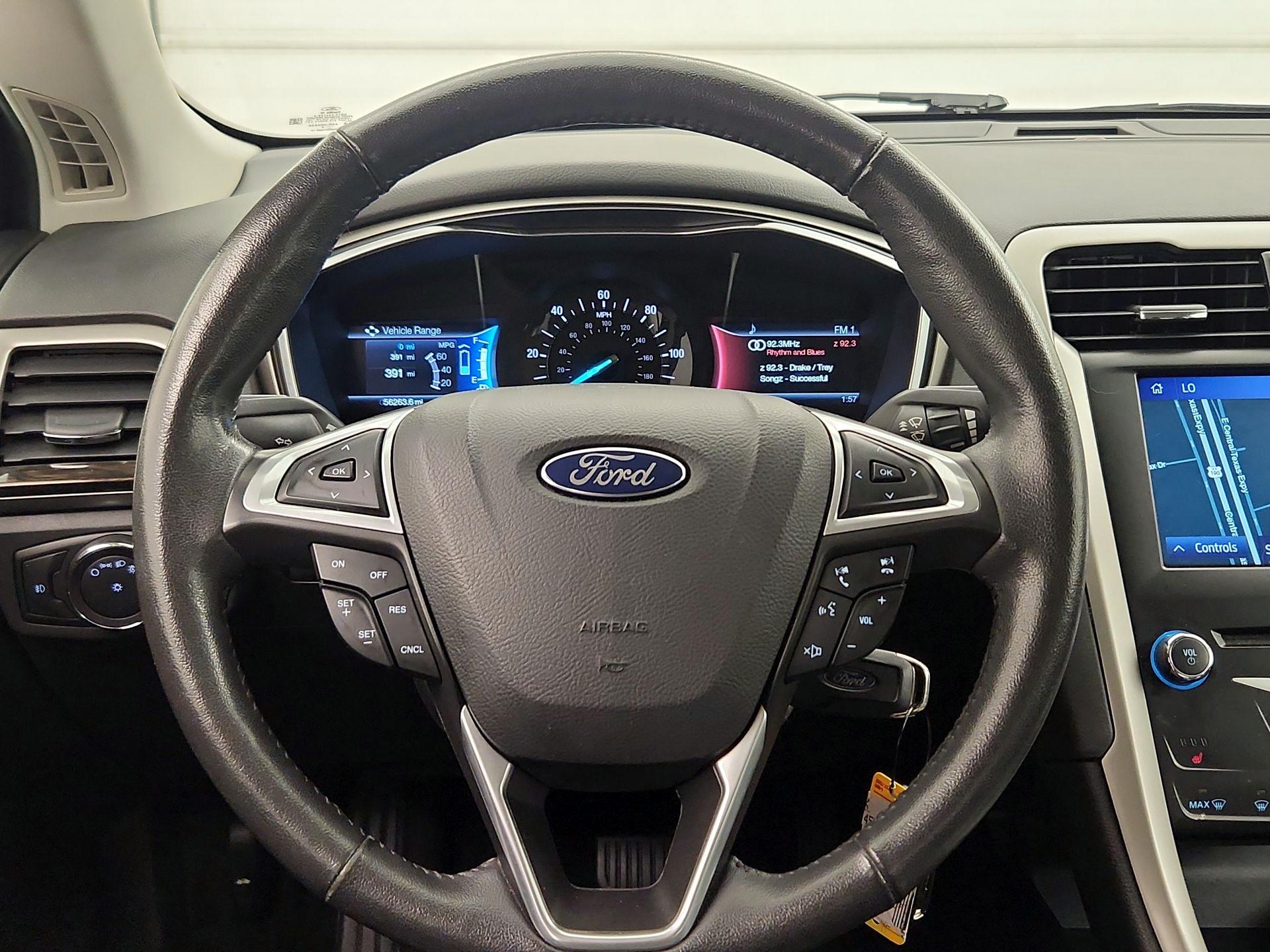 Thumbnail: 2014 Ford Fusion - 10