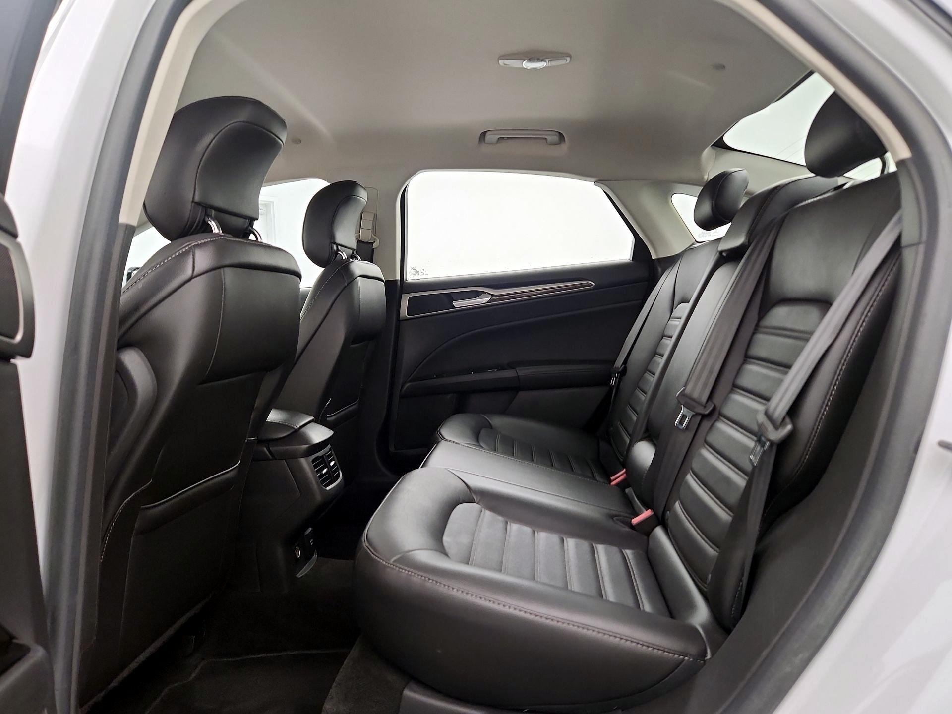 Thumbnail: 2014 Ford Fusion - 20