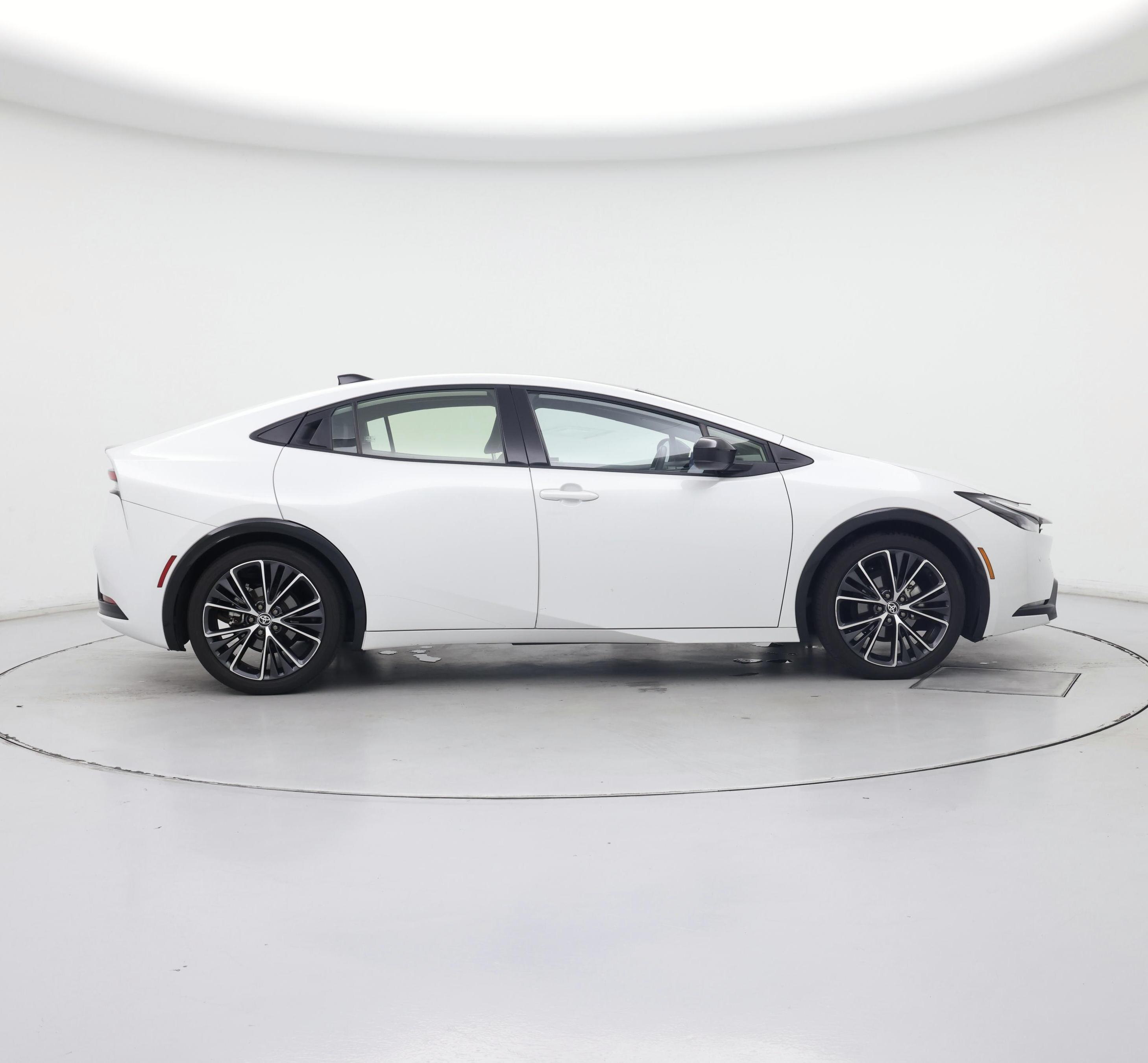 Thumbnail: 2024 Toyota Prius - 7