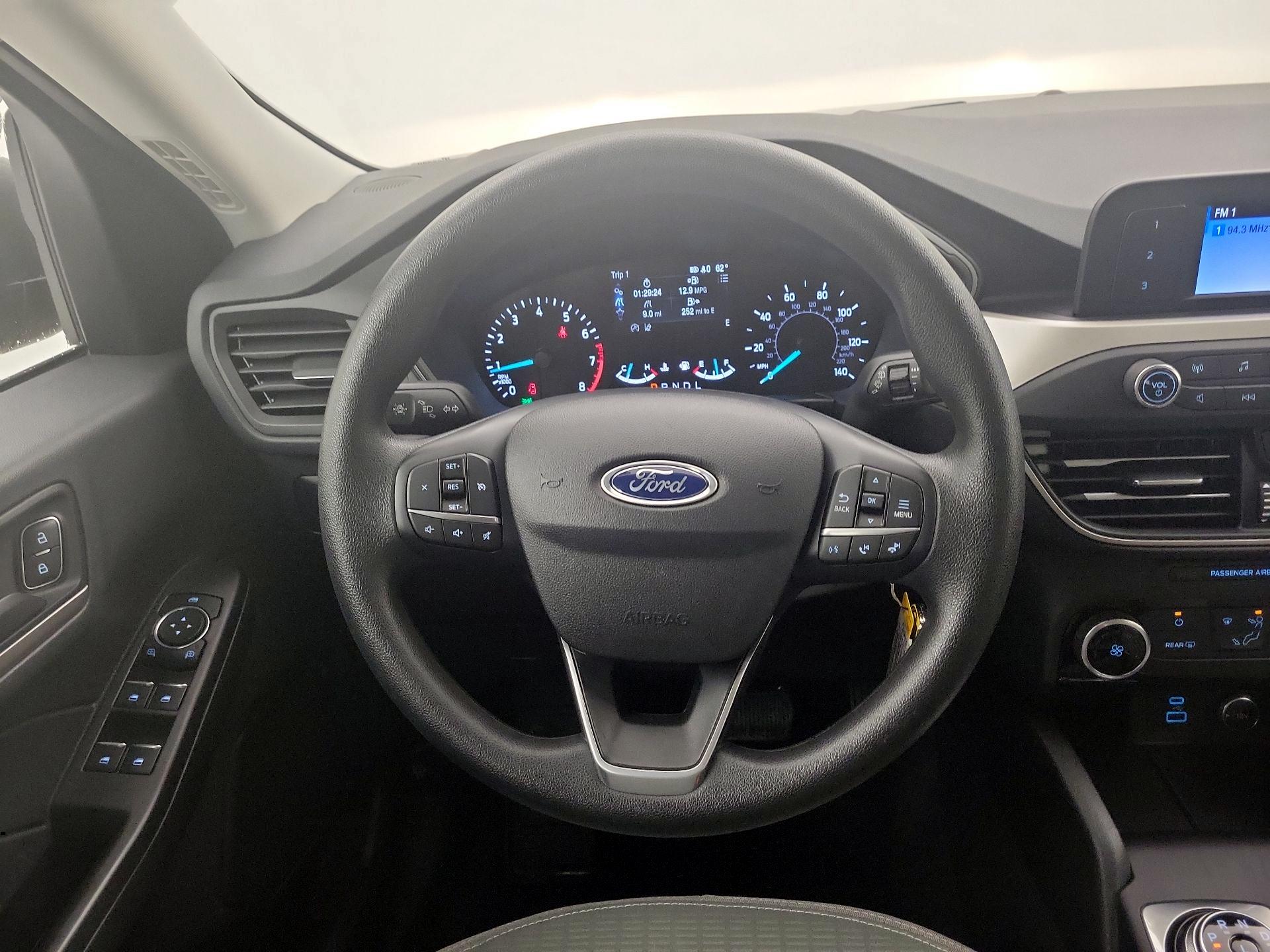 Thumbnail: 2021 Ford Escape - 10