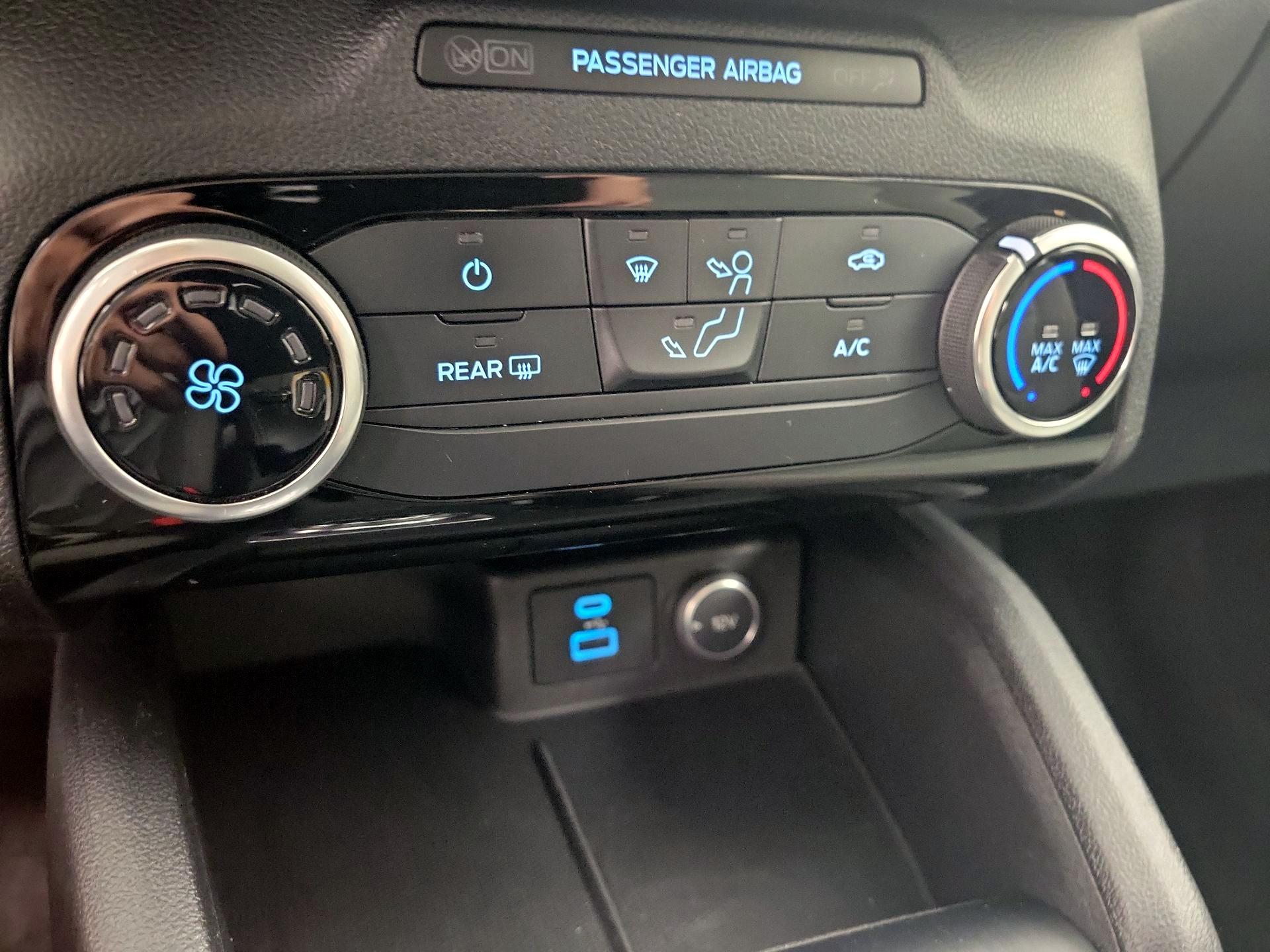 Thumbnail: 2021 Ford Escape - 16