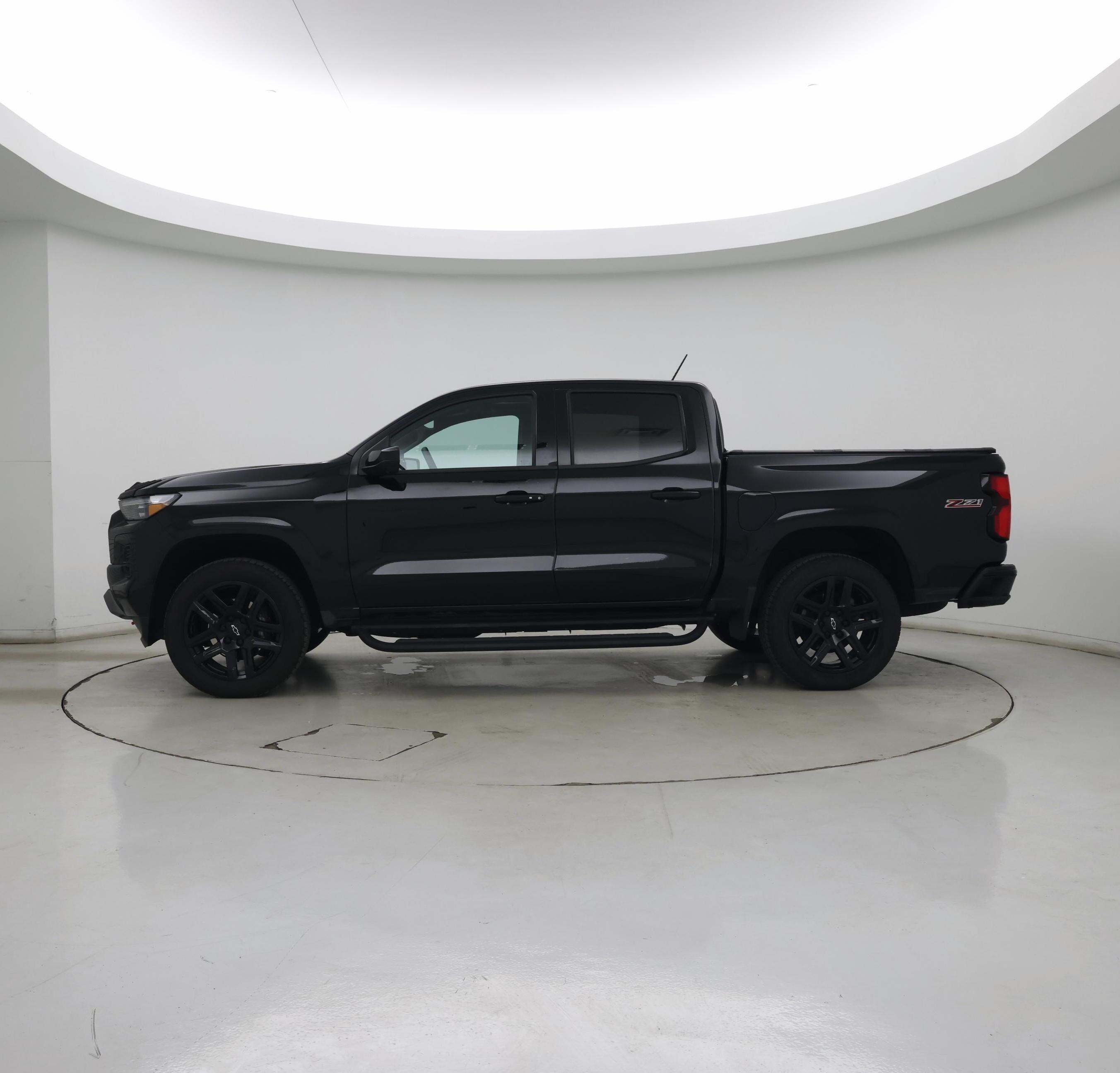 Thumbnail: 2025 Chevrolet Colorado - 3
