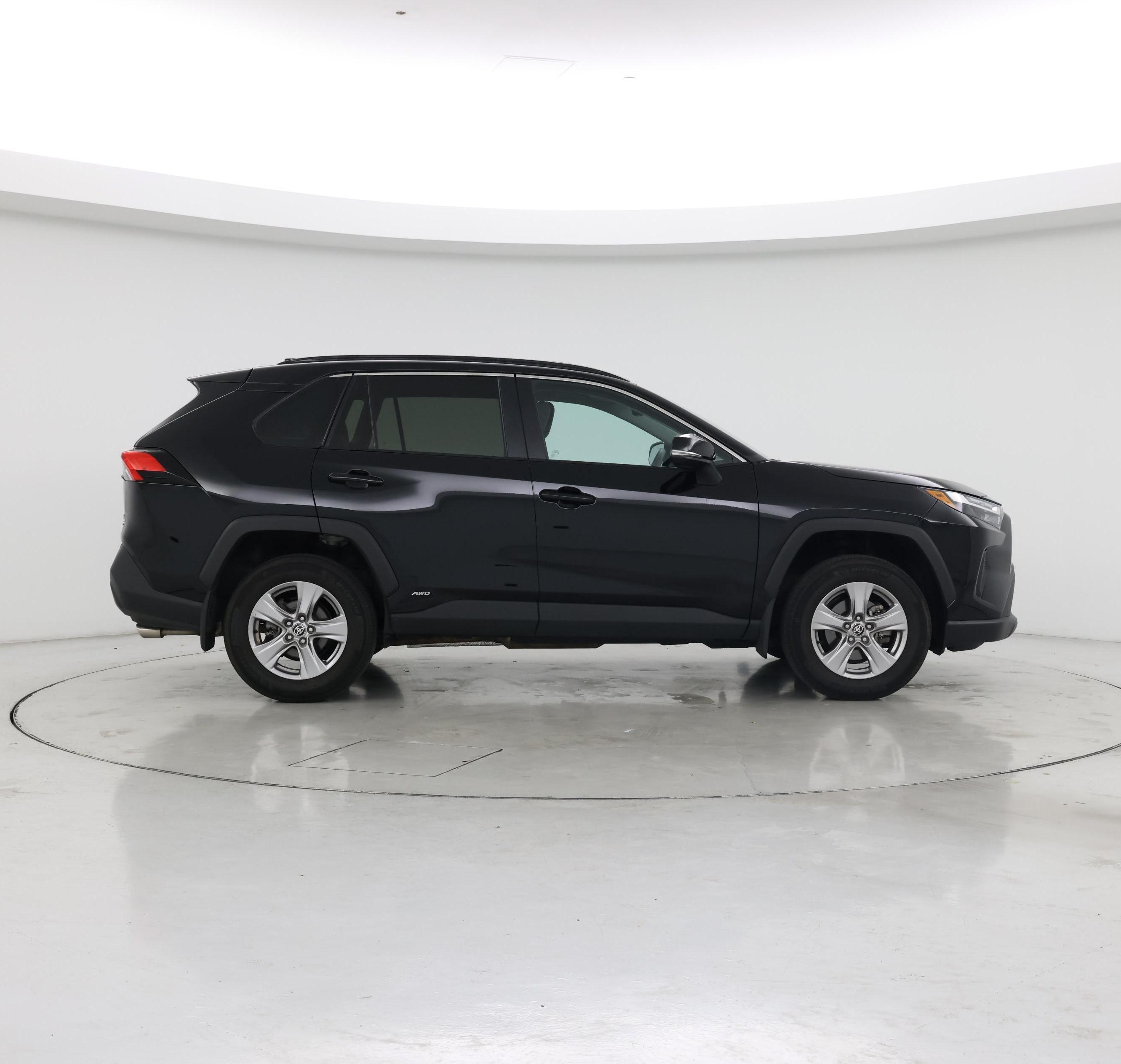 Thumbnail: 2022 Toyota RAV4 - 7