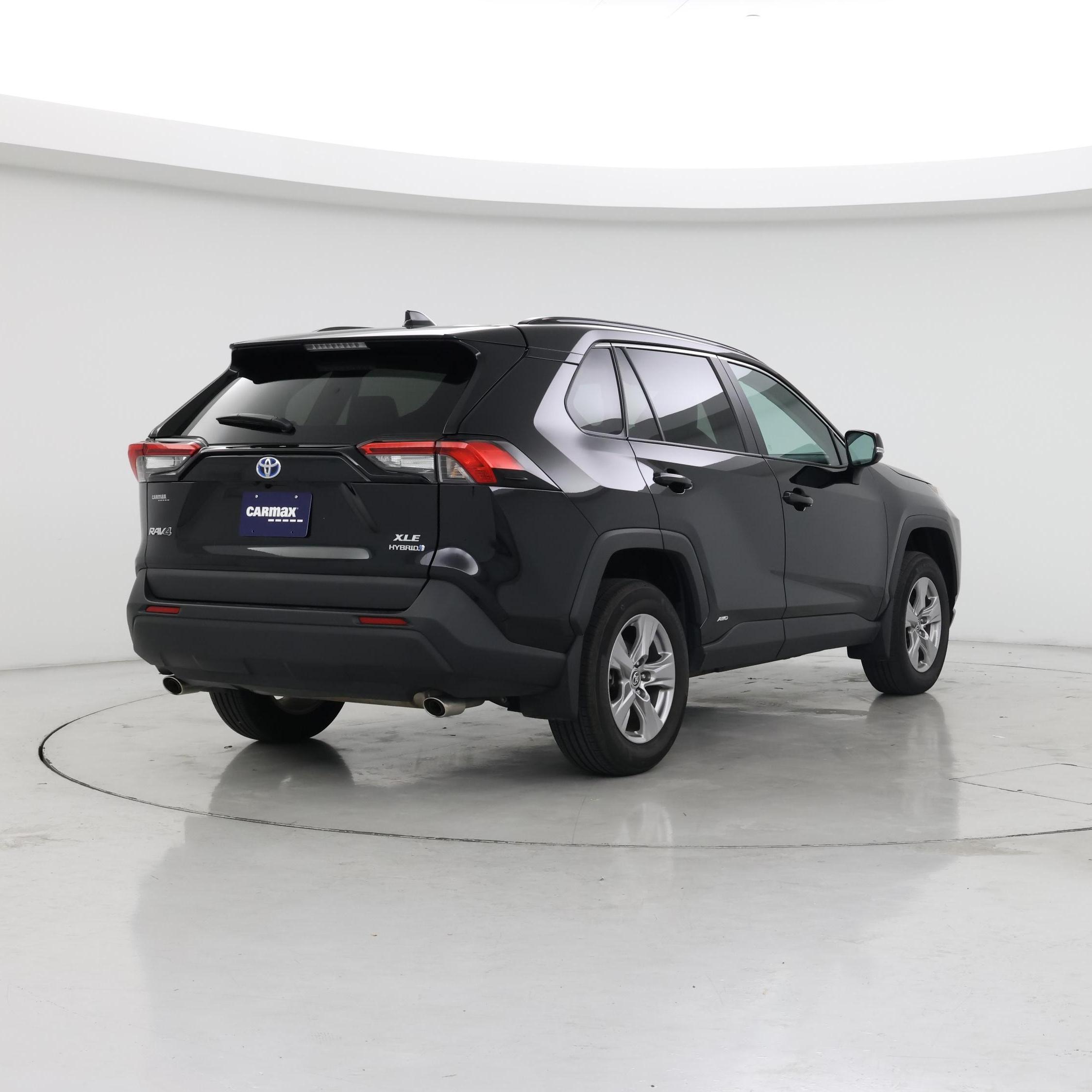 Thumbnail: 2022 Toyota RAV4 - 8