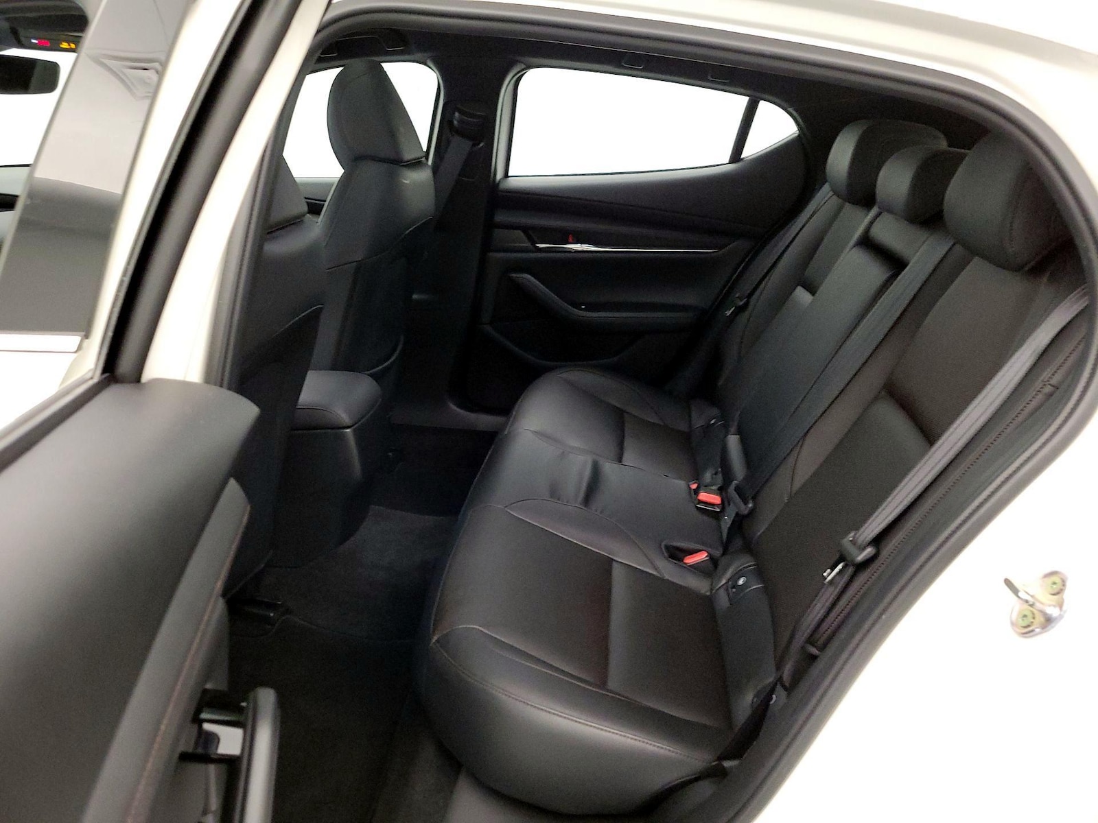 2021 Mazda Mazda3 Premium - Photo 21