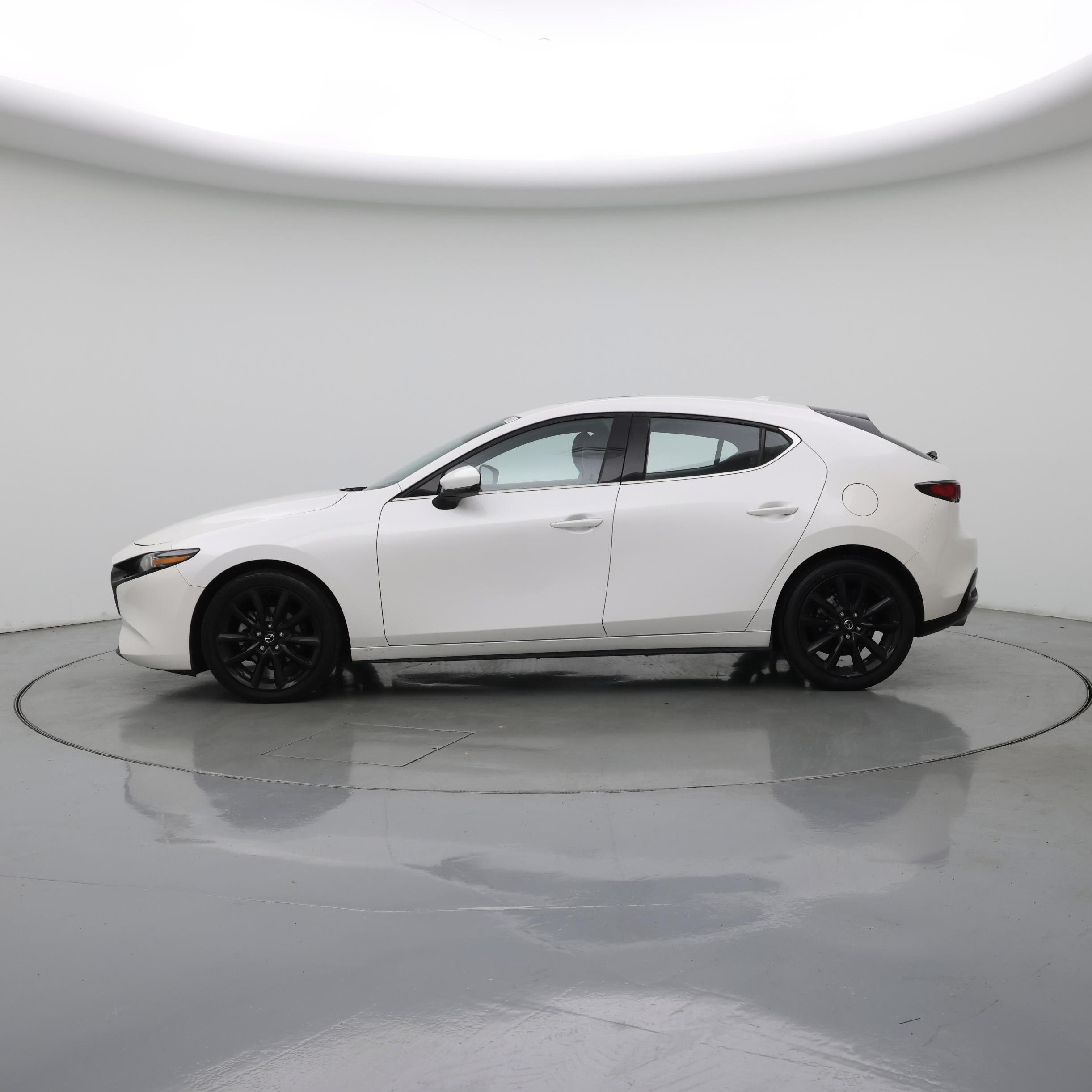 Thumbnail: 2021 Mazda Mazda3 - 3