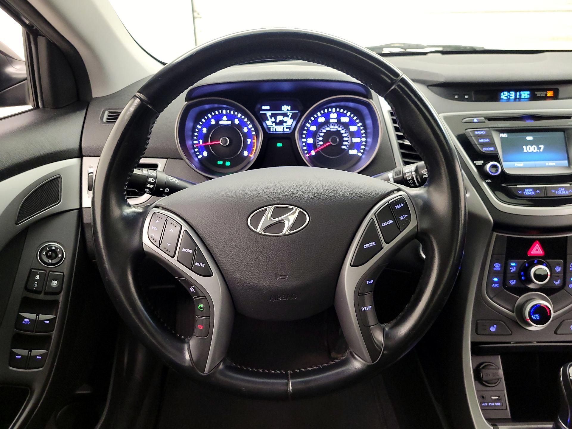 Thumbnail: 2016 Hyundai Elantra - 10