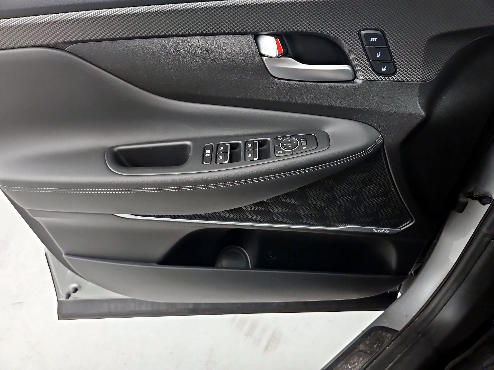 Thumbnail: 2020 Hyundai Santa Fe - 12