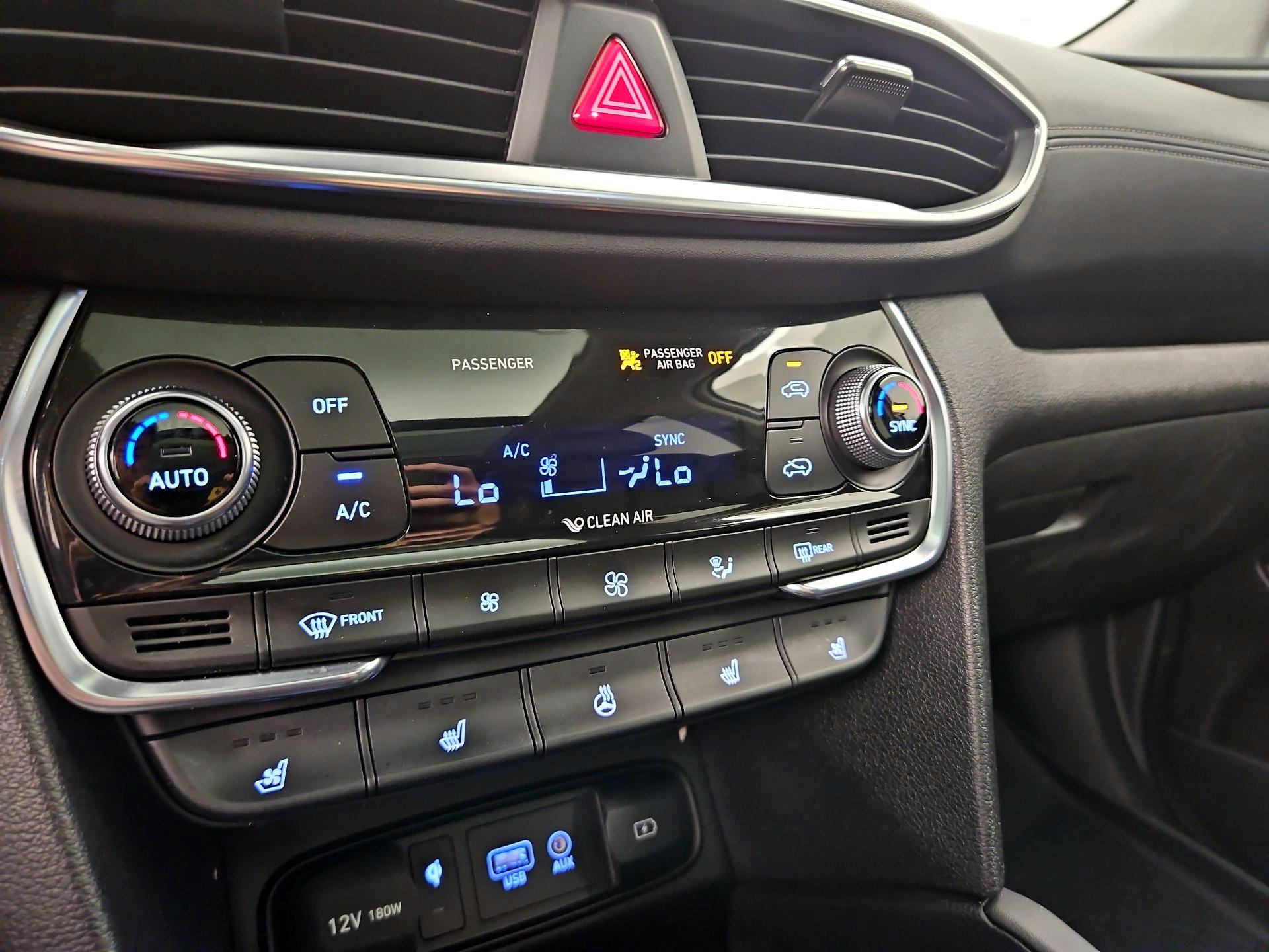 Thumbnail: 2020 Hyundai Santa Fe - 17