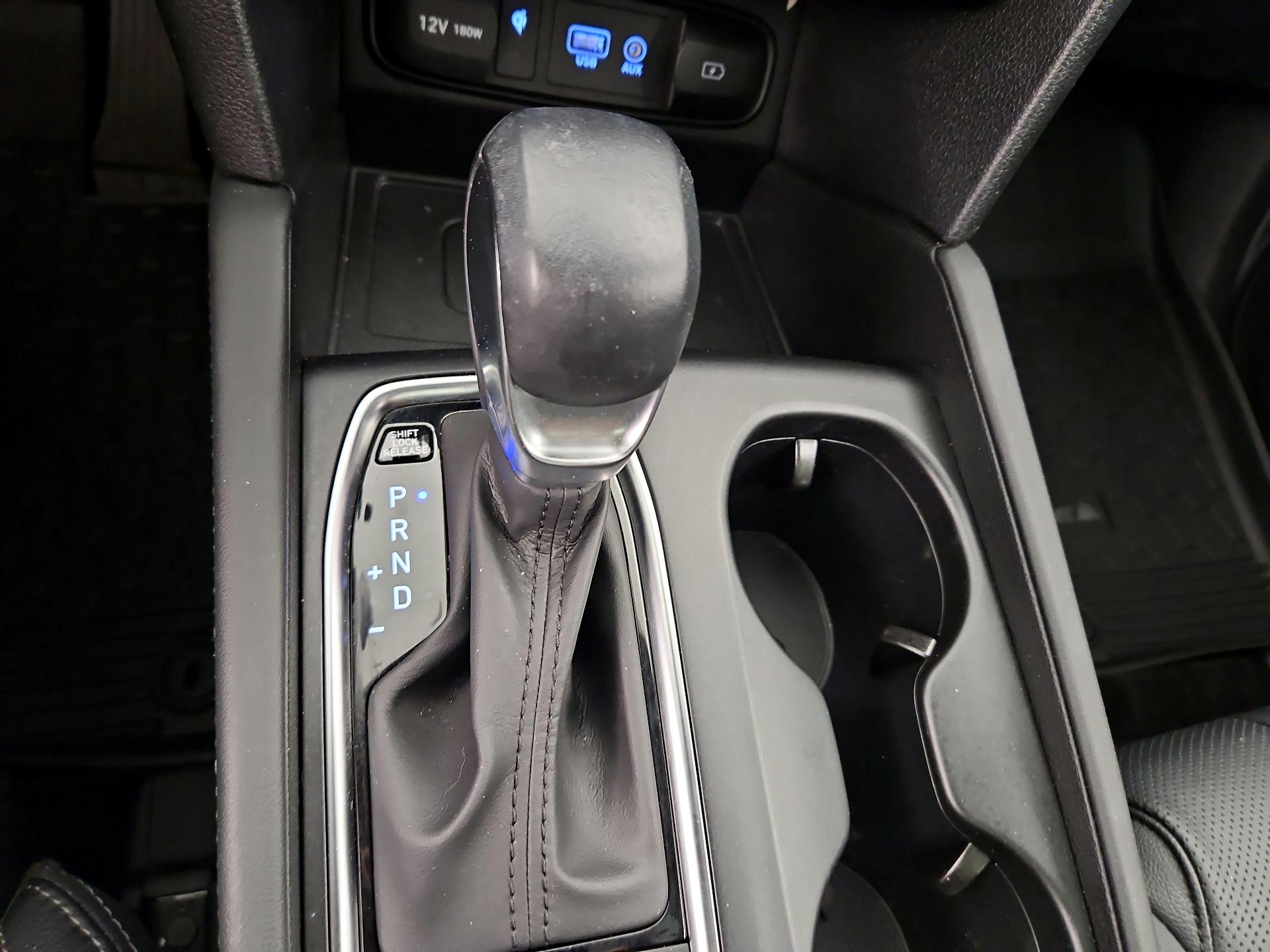 Thumbnail: 2020 Hyundai Santa Fe - 18
