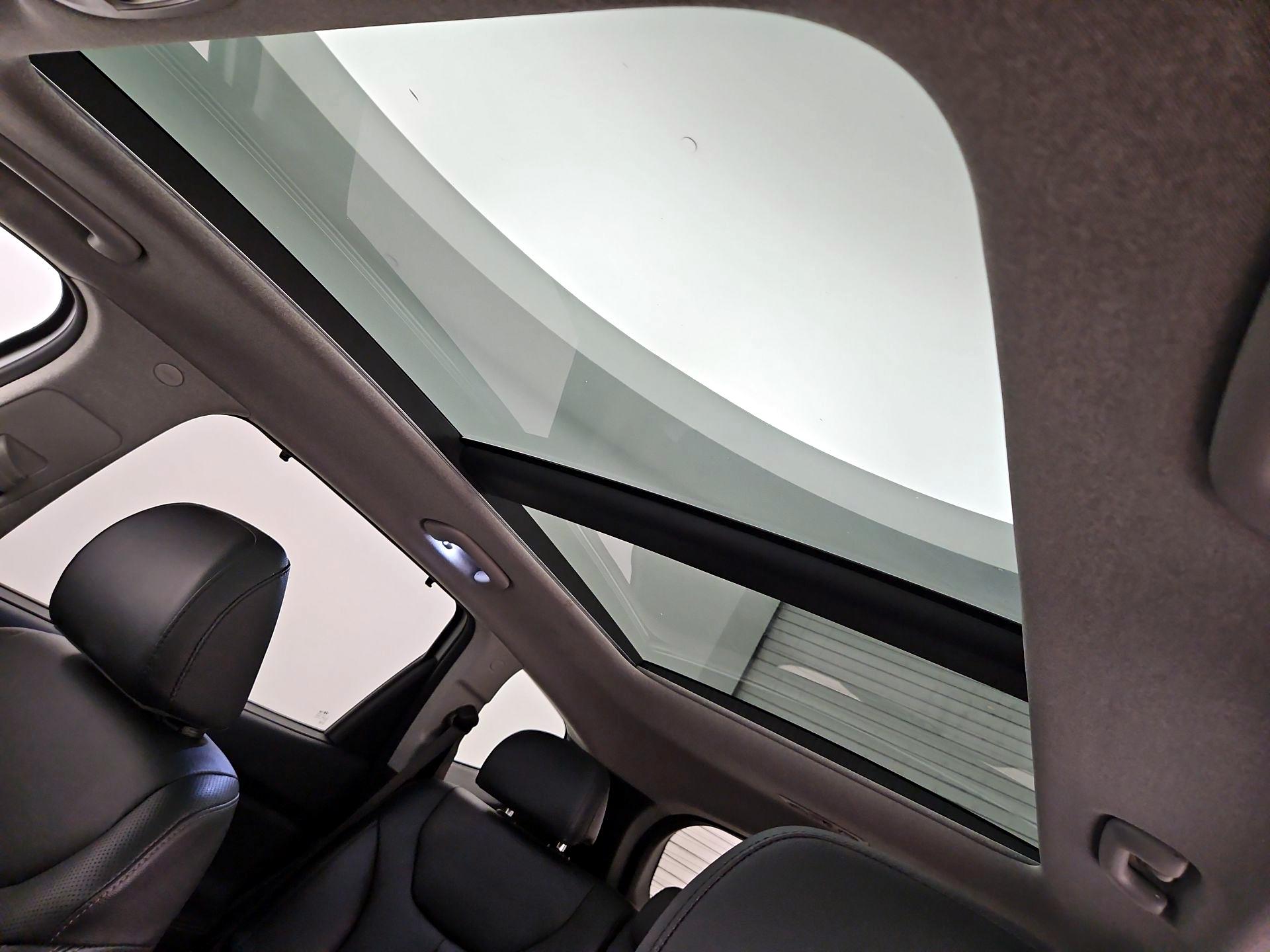 Thumbnail: 2020 Hyundai Santa Fe - 20