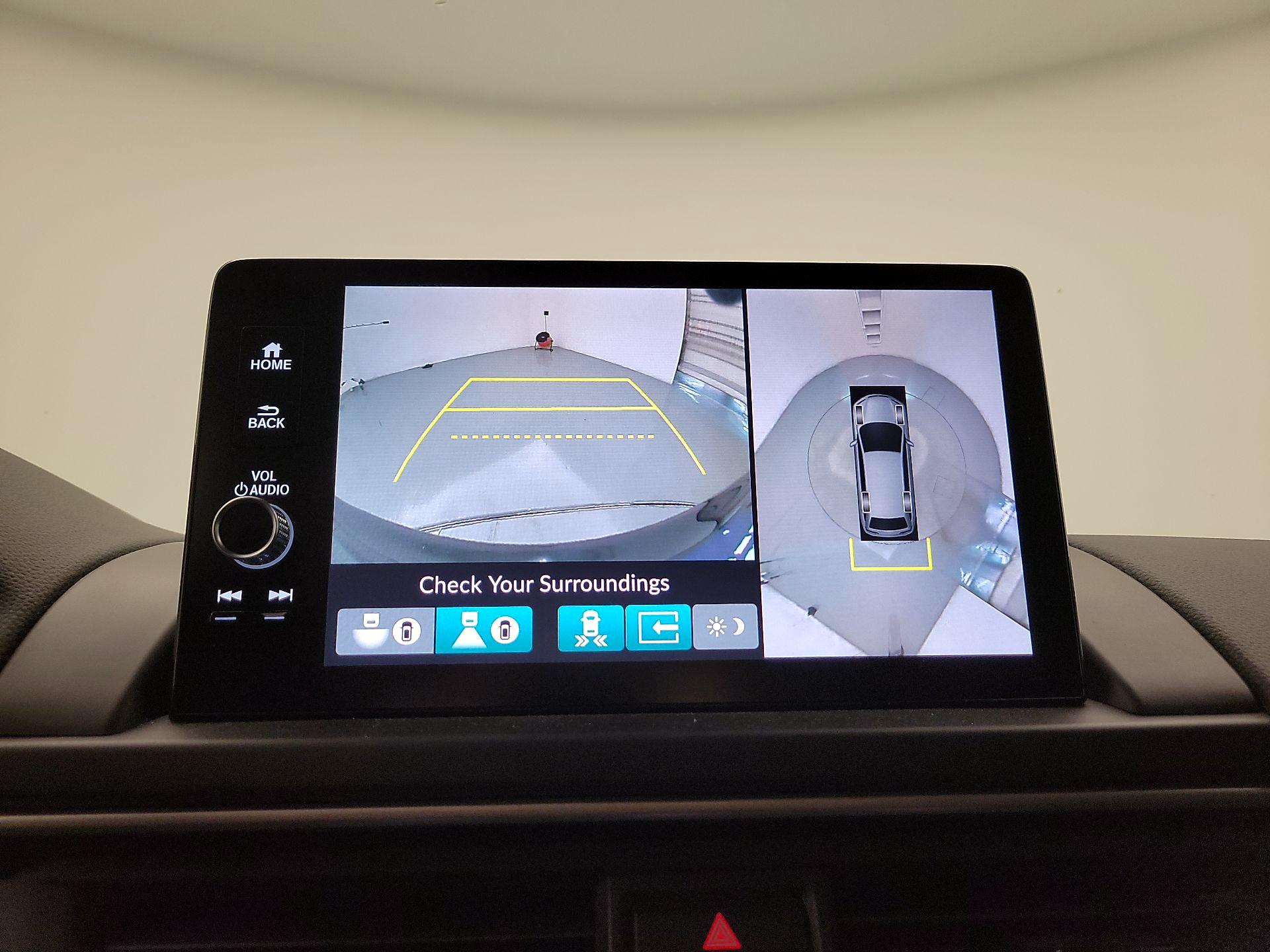 Thumbnail: 2025 Honda Pilot - 15