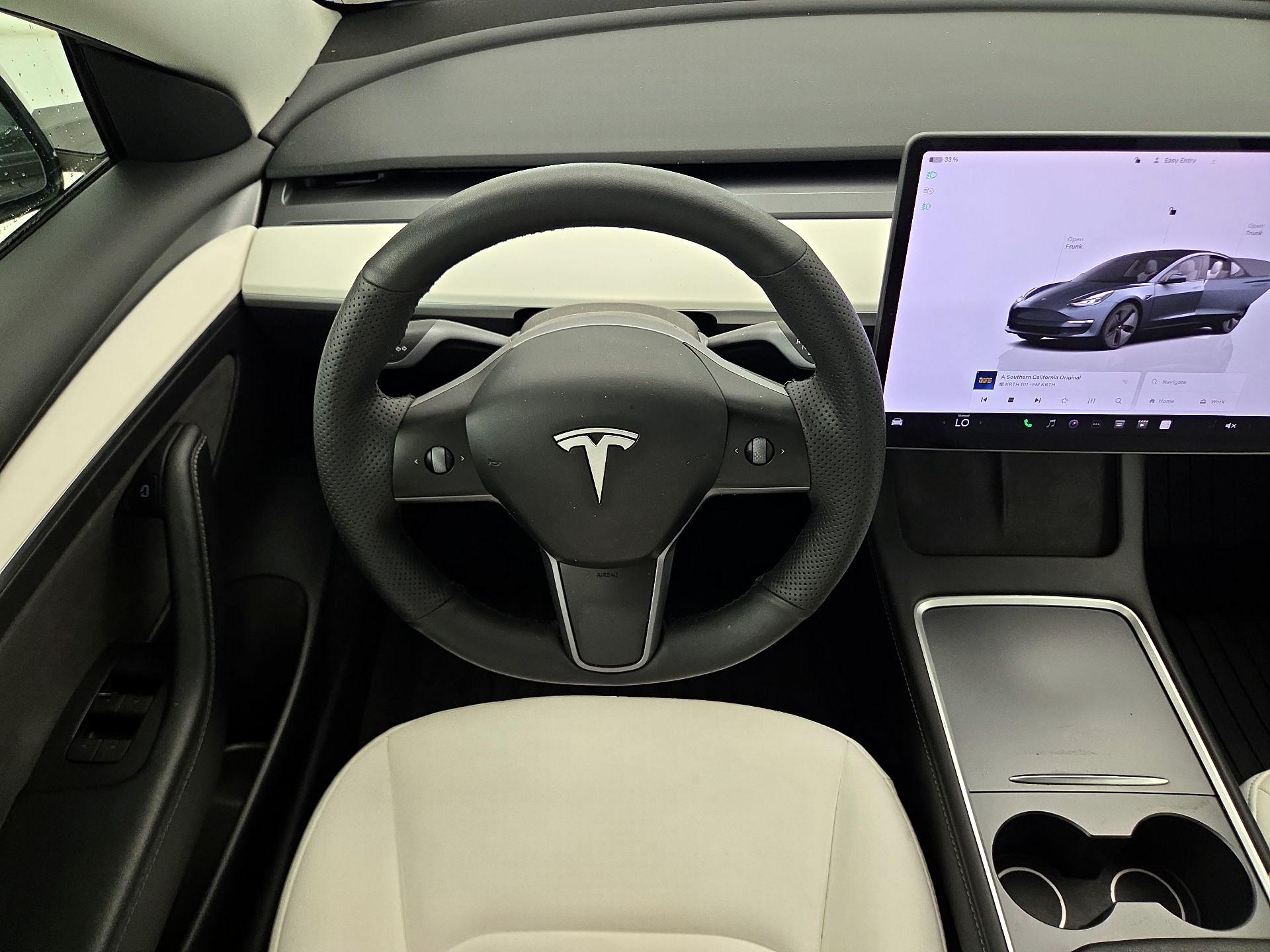 Thumbnail: 2023 Tesla Model 3 - 10