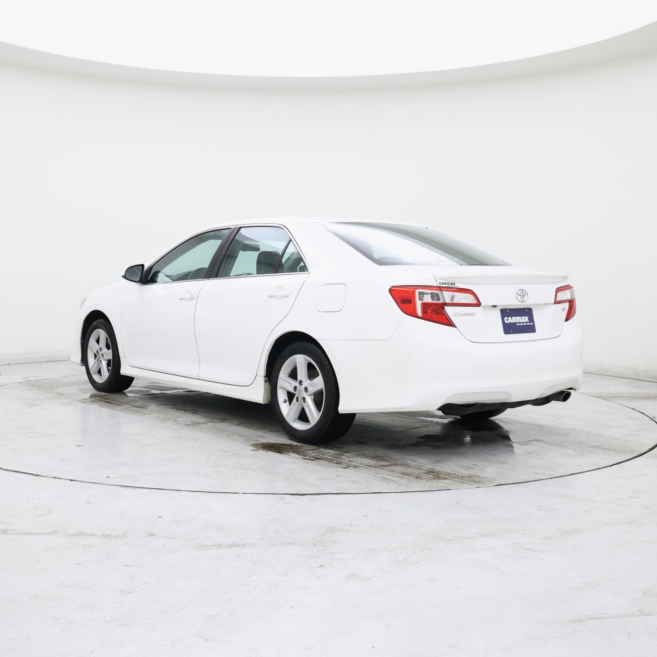 Thumbnail: 2014 Toyota Camry - 2