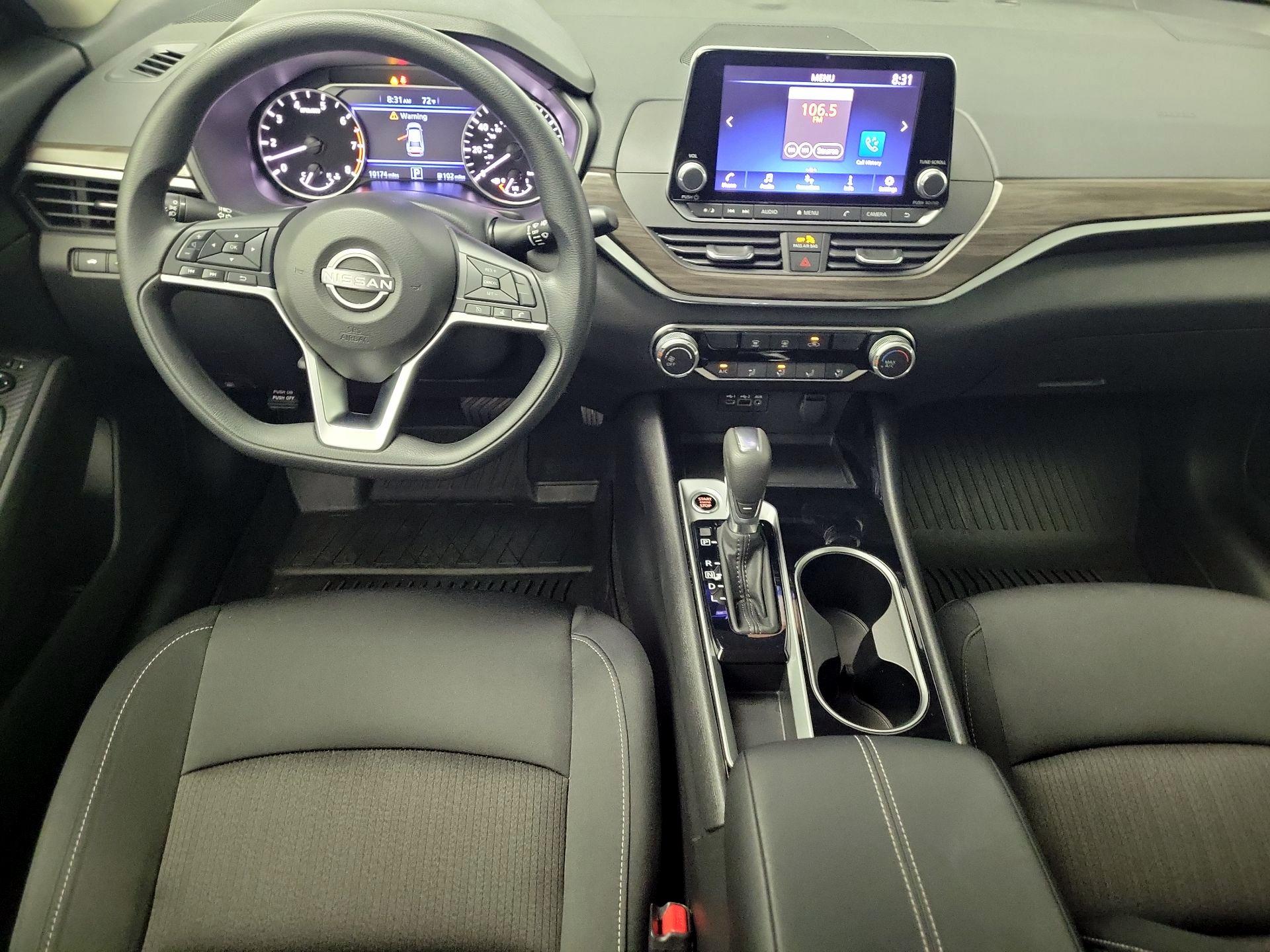 Thumbnail: 2024 Nissan Altima - 9
