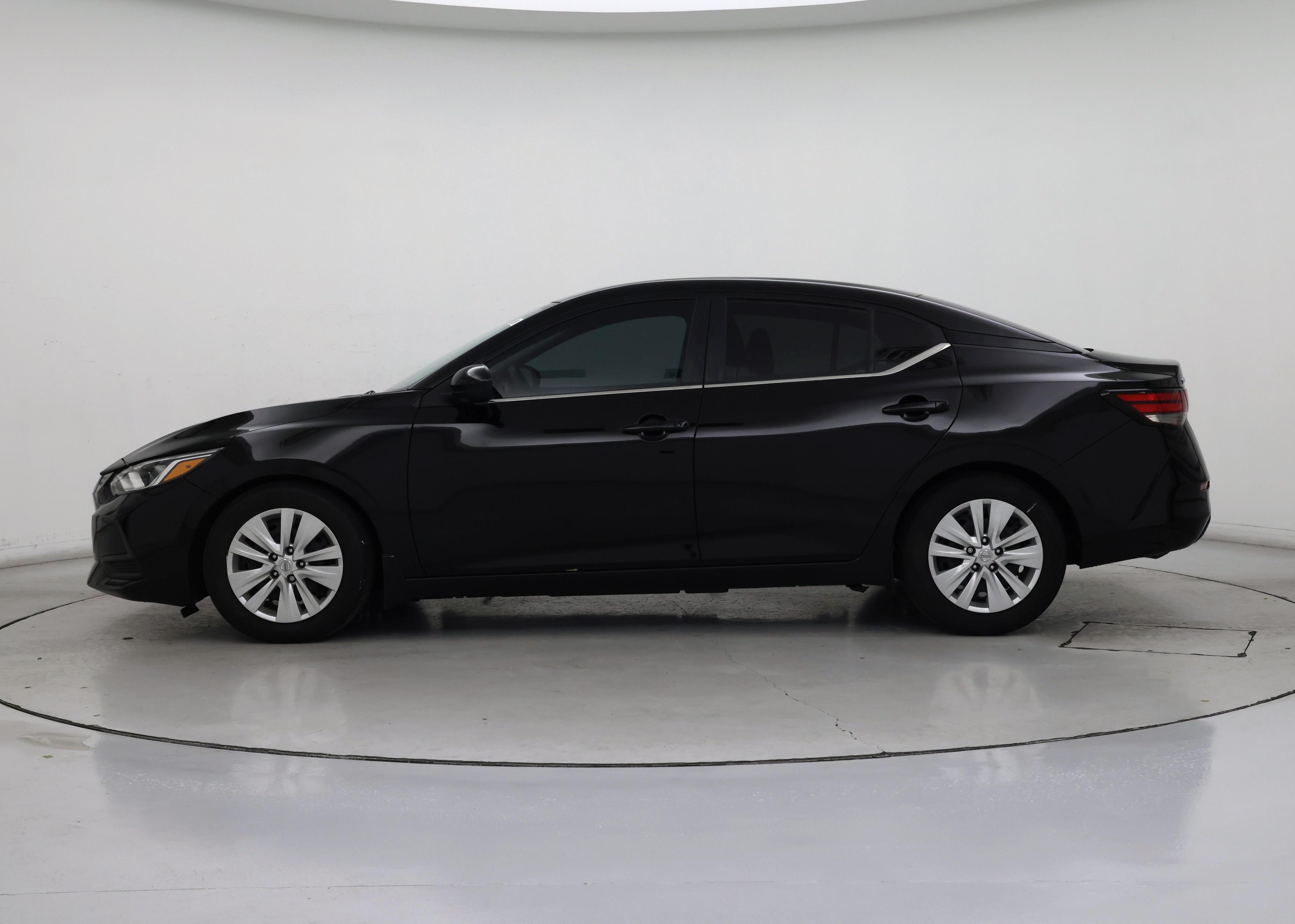 Thumbnail: 2022 Nissan Sentra - 3