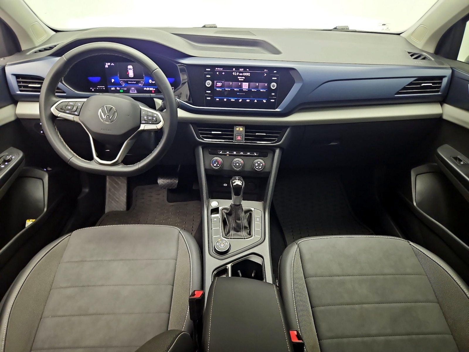2022 Volkswagen Taos SE - Photo 10