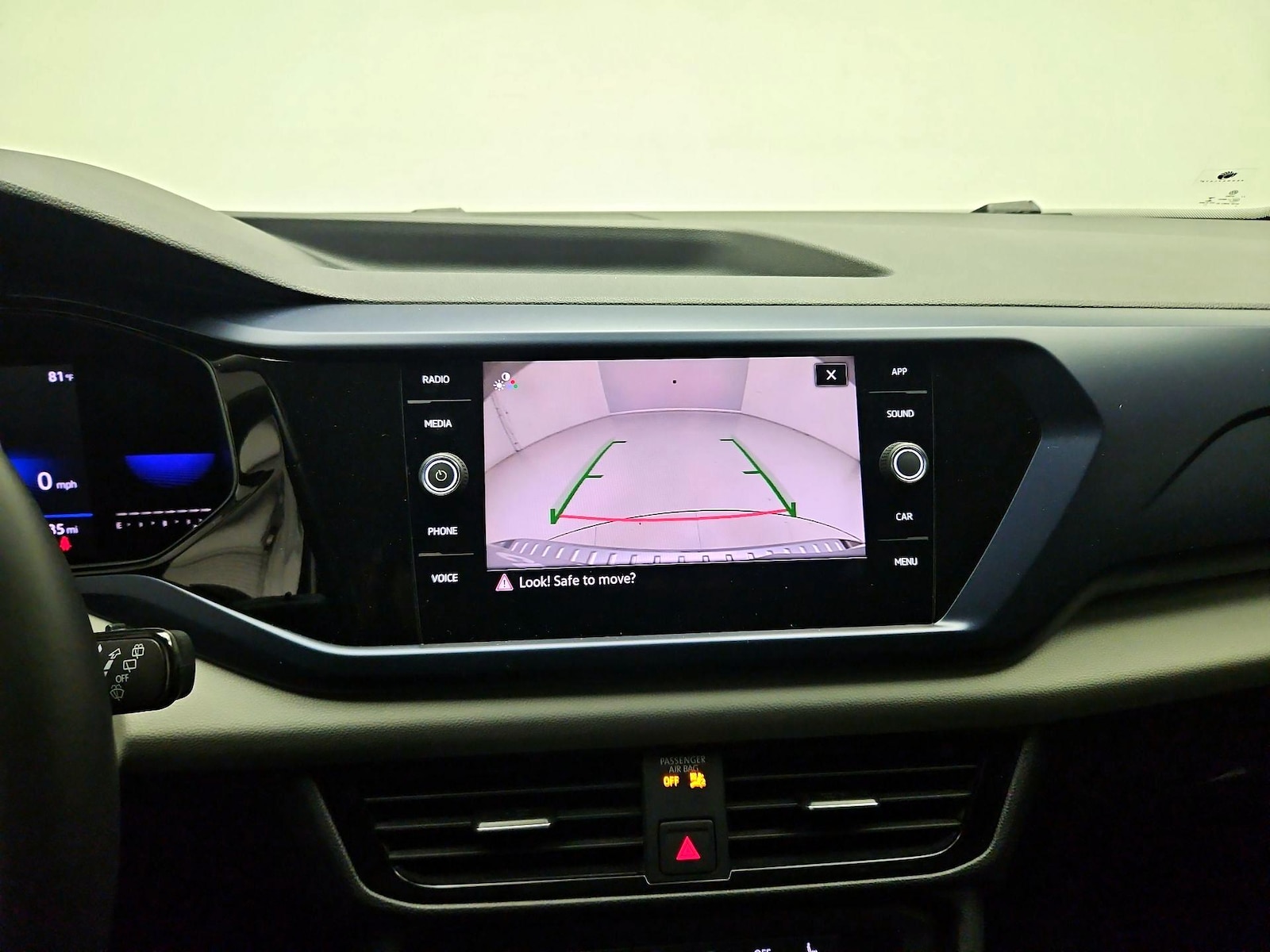 2022 Volkswagen Taos SE - Photo 14