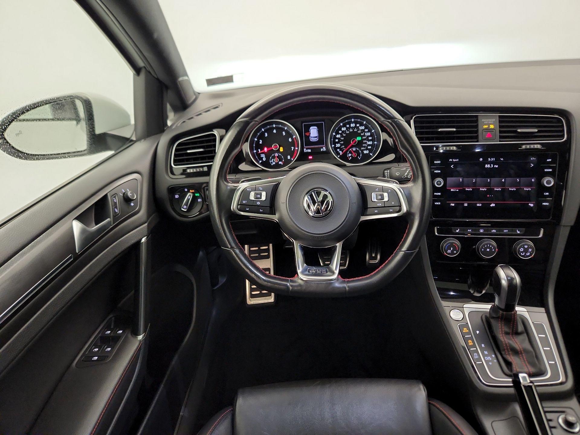 Thumbnail: 2020 Volkswagen Golf - 10