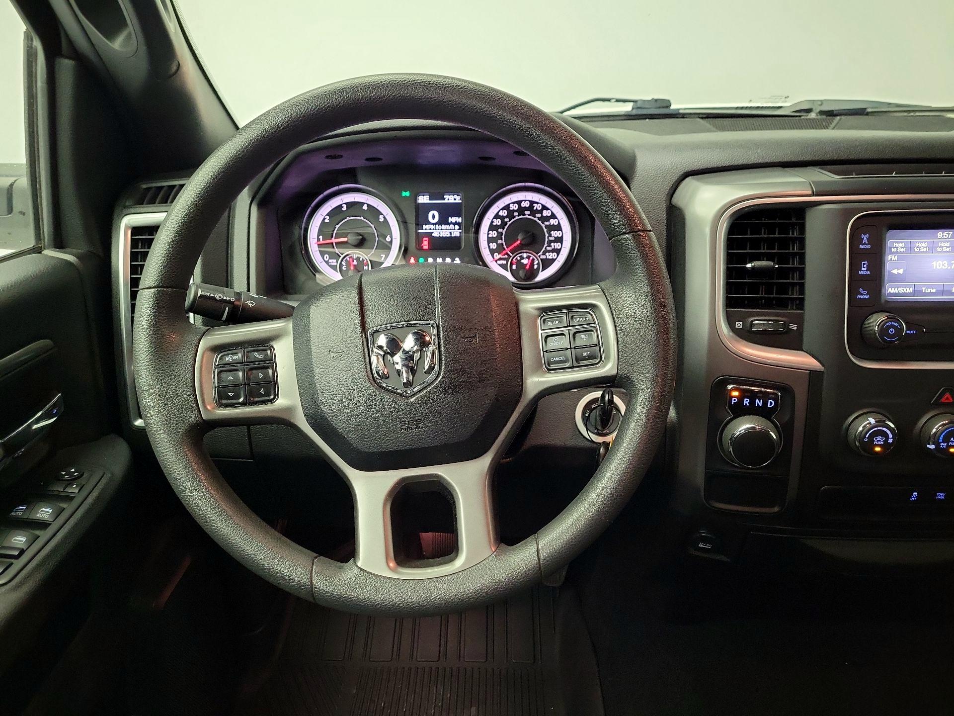 Thumbnail: 2024 RAM 1500 Classic - 10