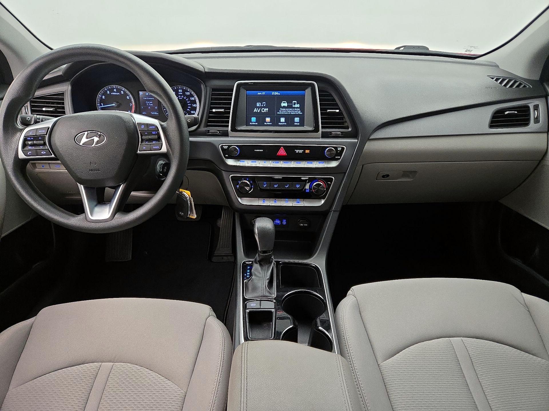 Thumbnail: 2019 Hyundai Sonata - 9