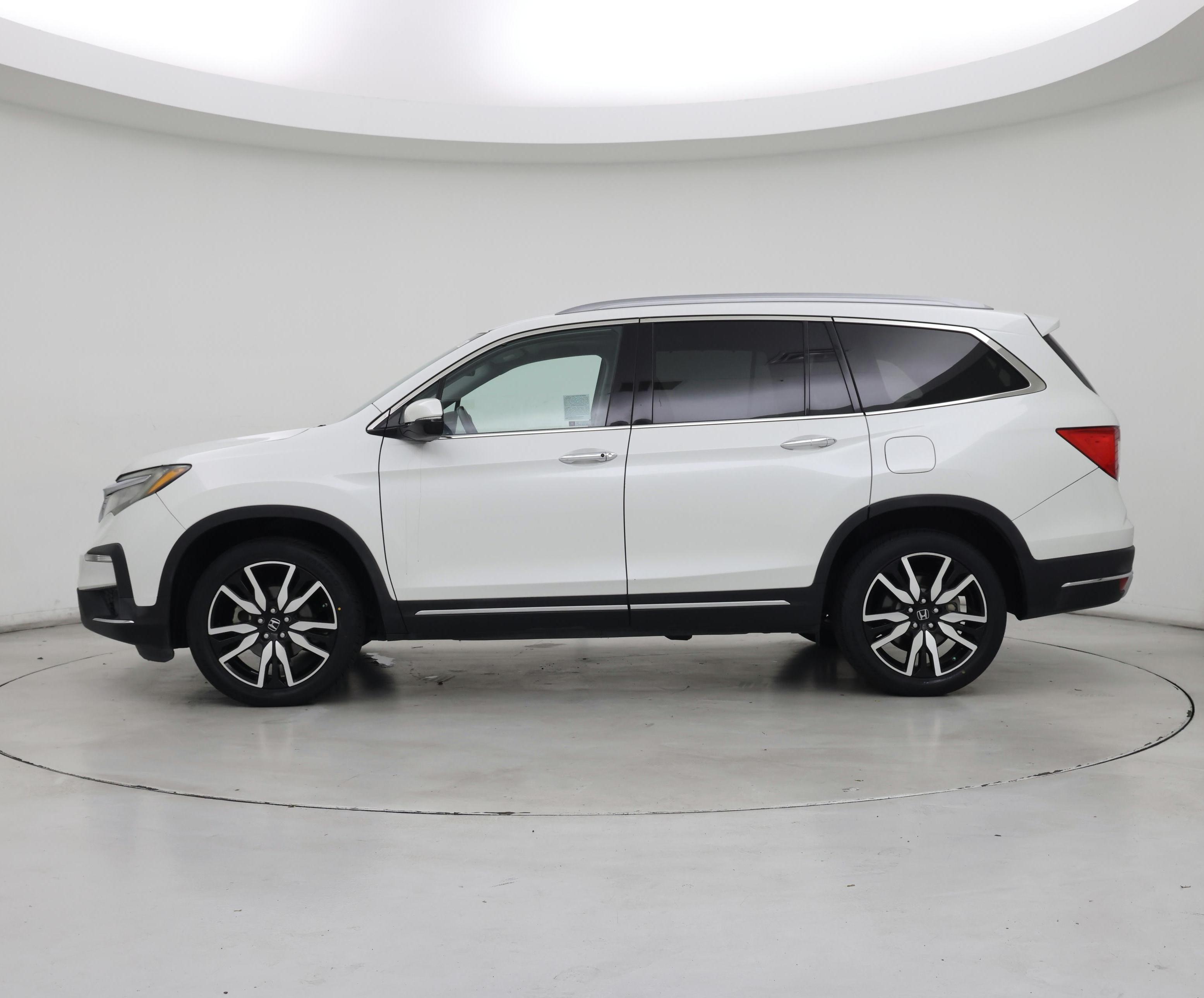 Thumbnail: 2020 Honda Pilot - 3