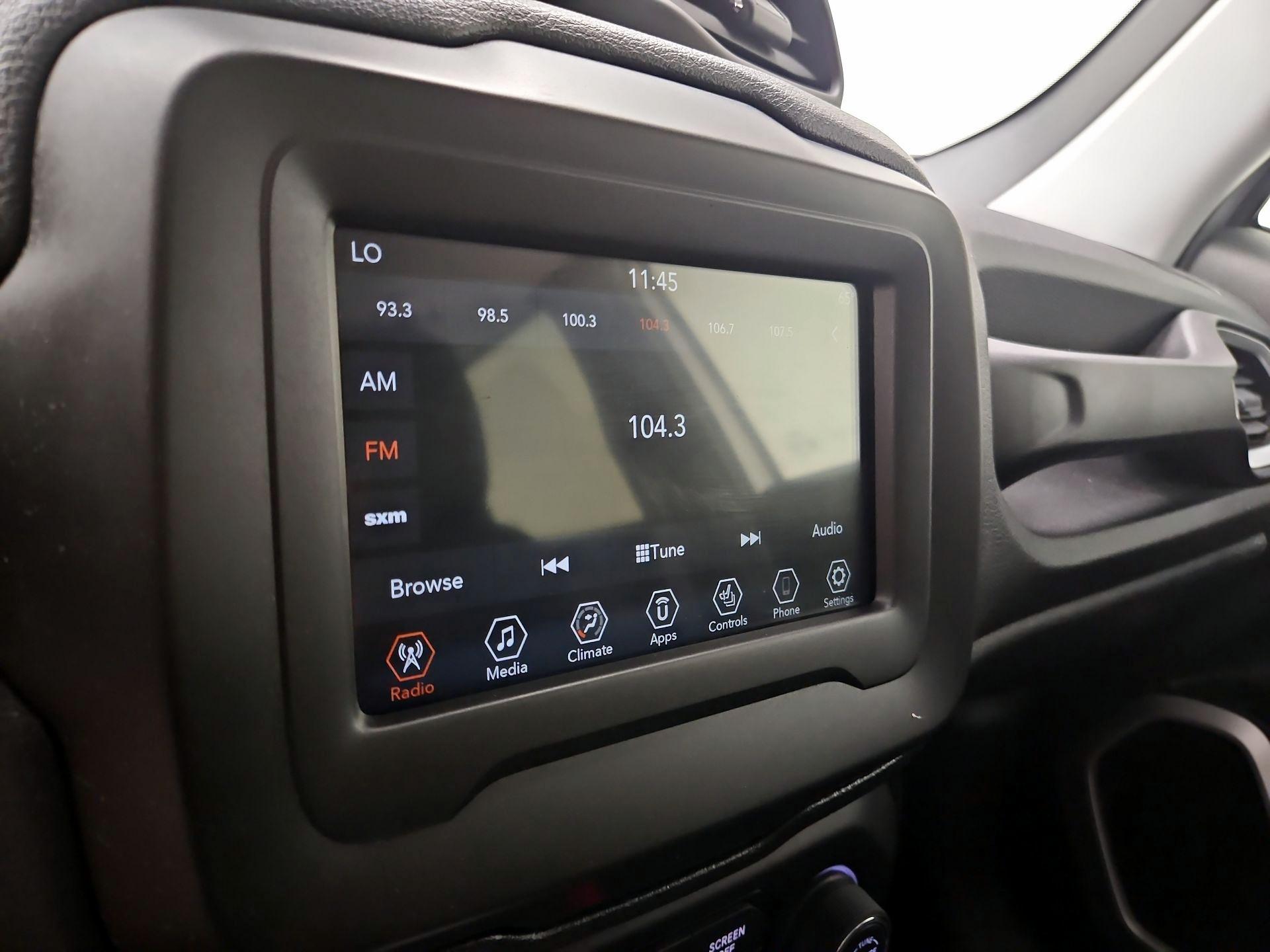 Thumbnail: 2020 Jeep Renegade - 15