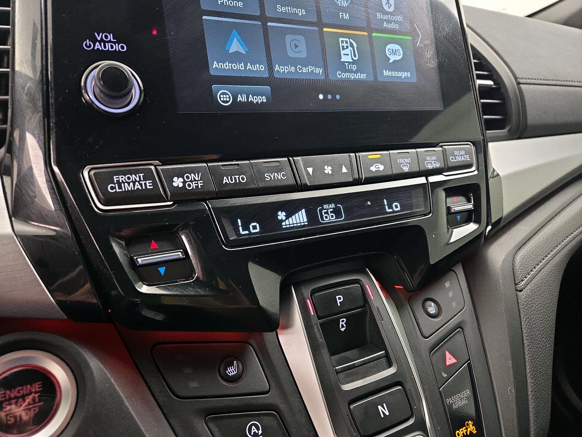 Thumbnail: 2023 Honda Odyssey - 16