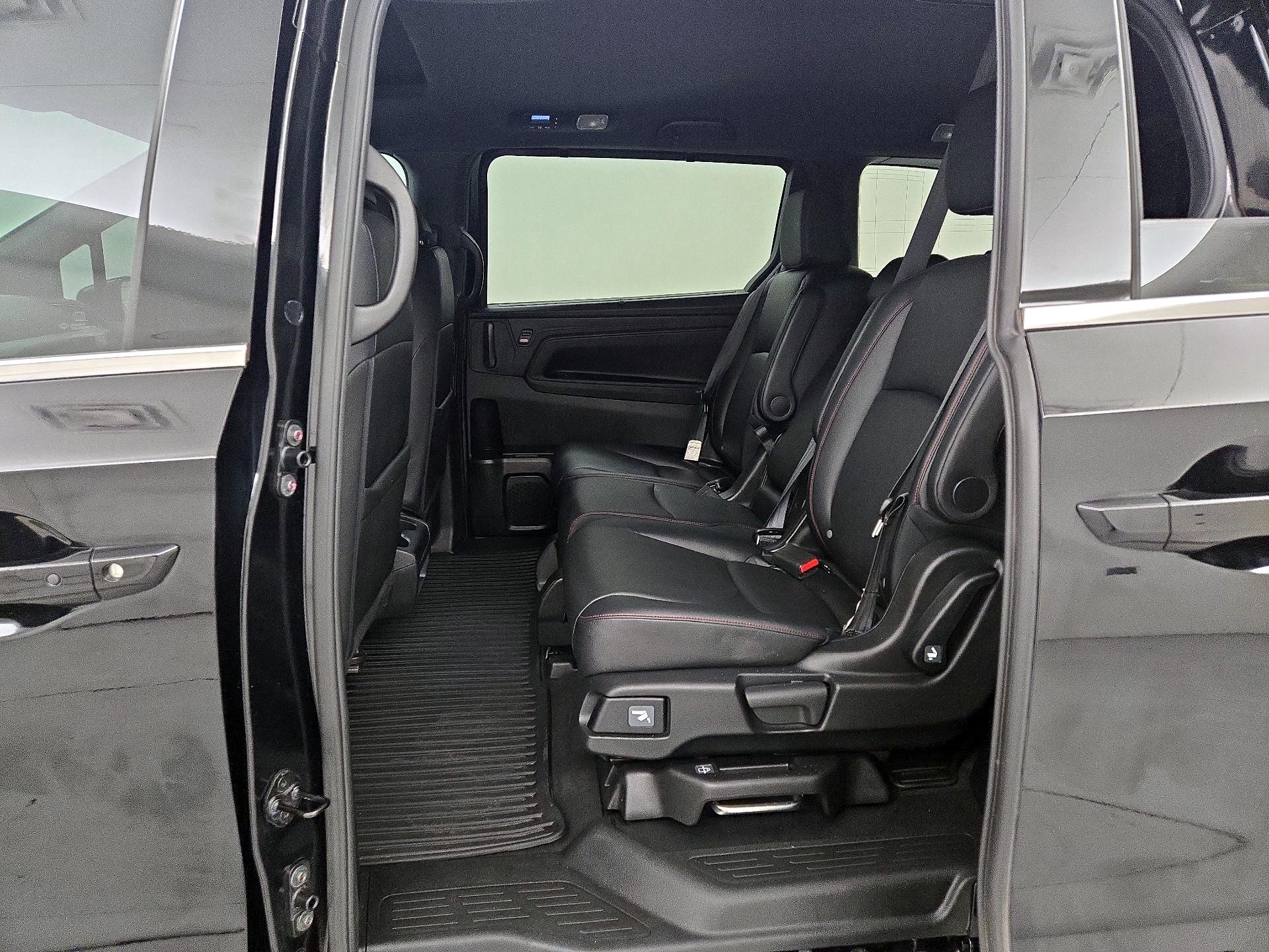 Thumbnail: 2023 Honda Odyssey - 20
