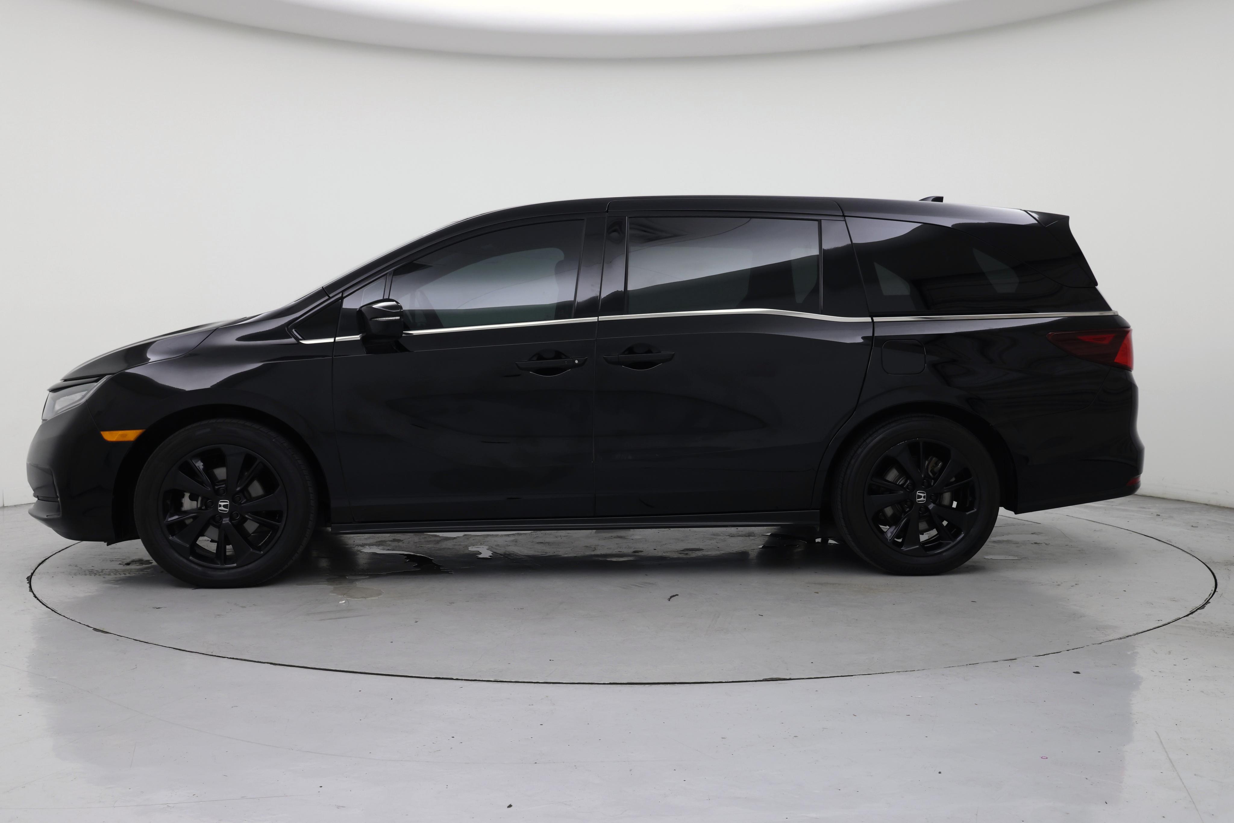 Thumbnail: 2023 Honda Odyssey - 3