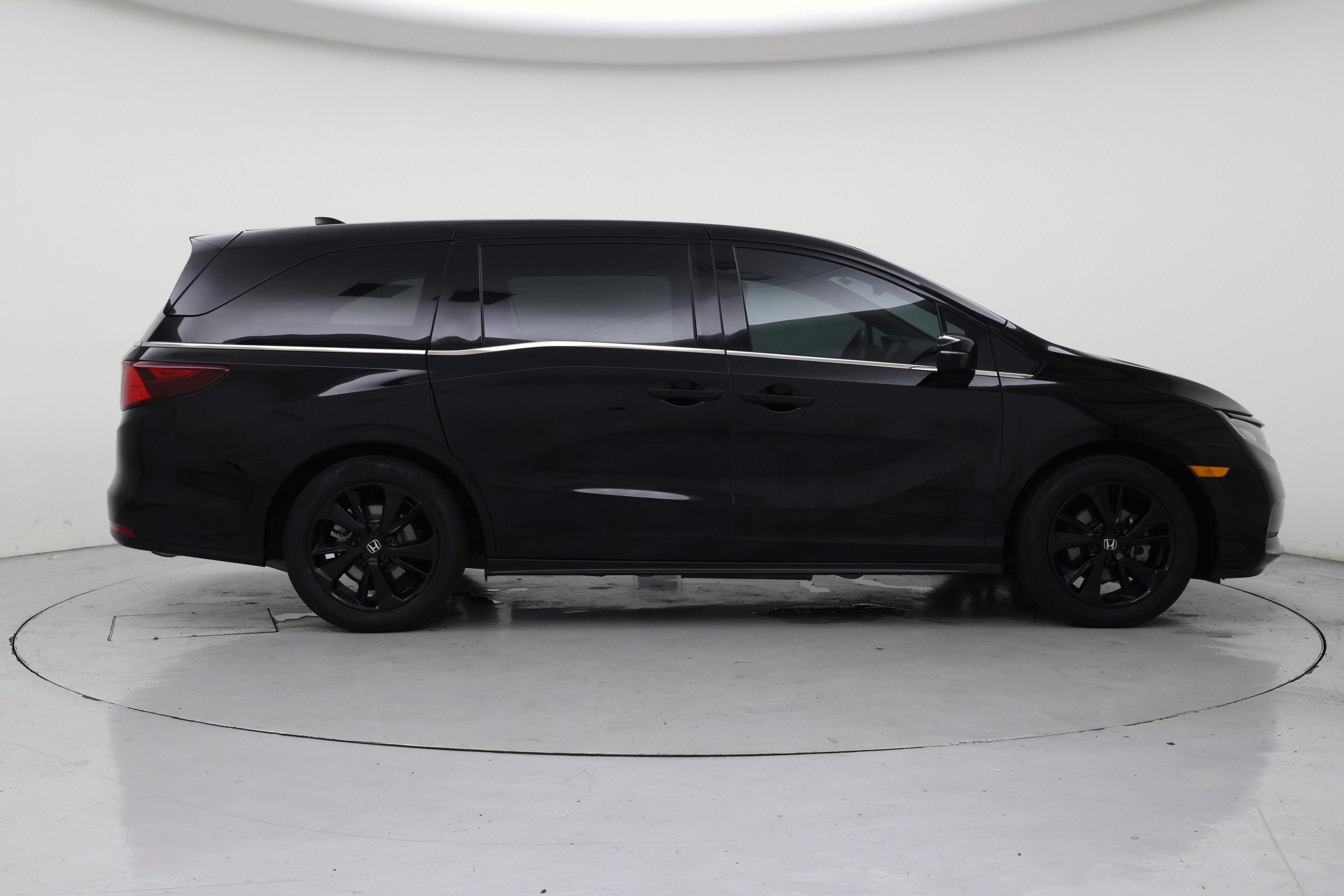 Thumbnail: 2023 Honda Odyssey - 7
