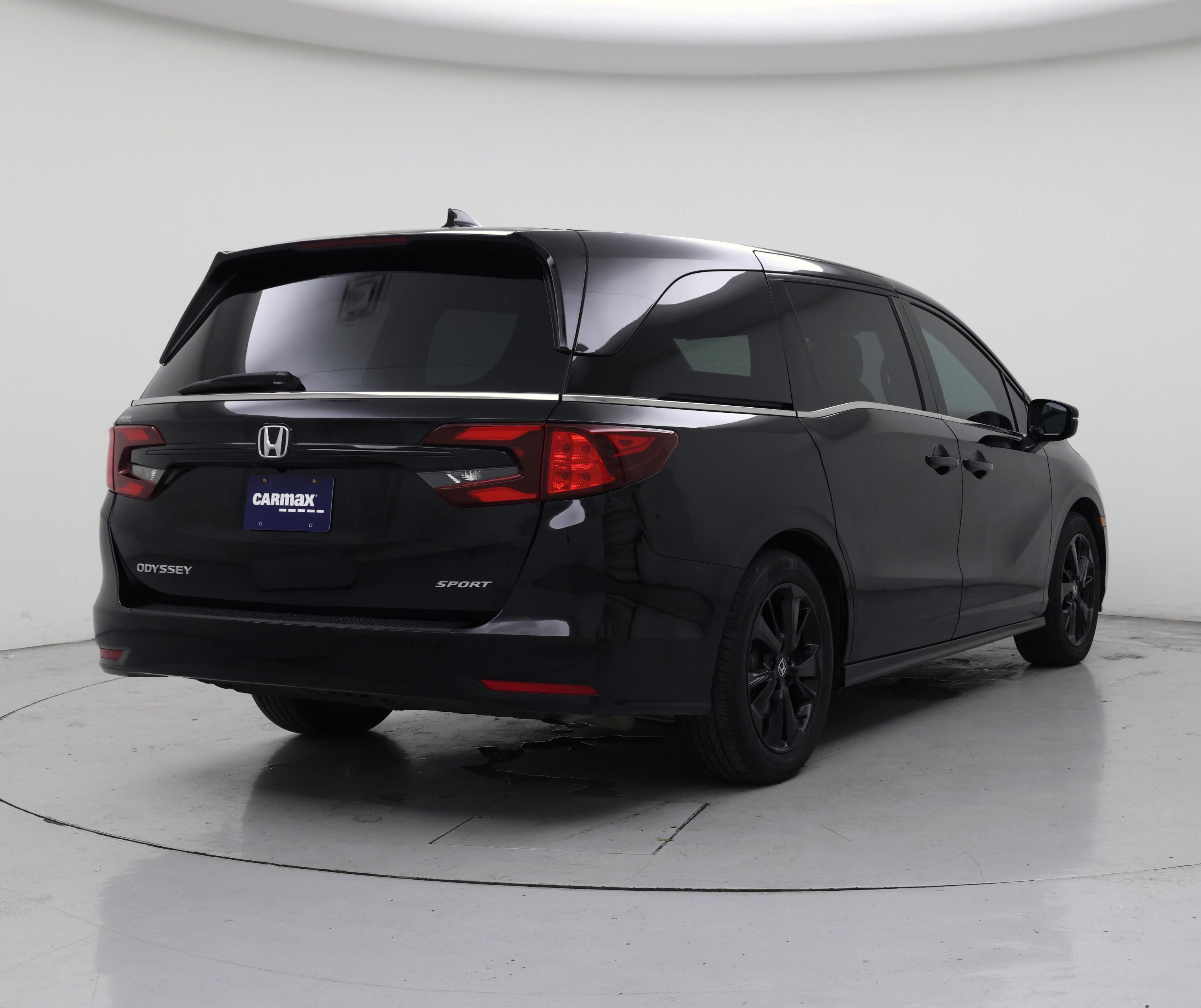 Thumbnail: 2023 Honda Odyssey - 8