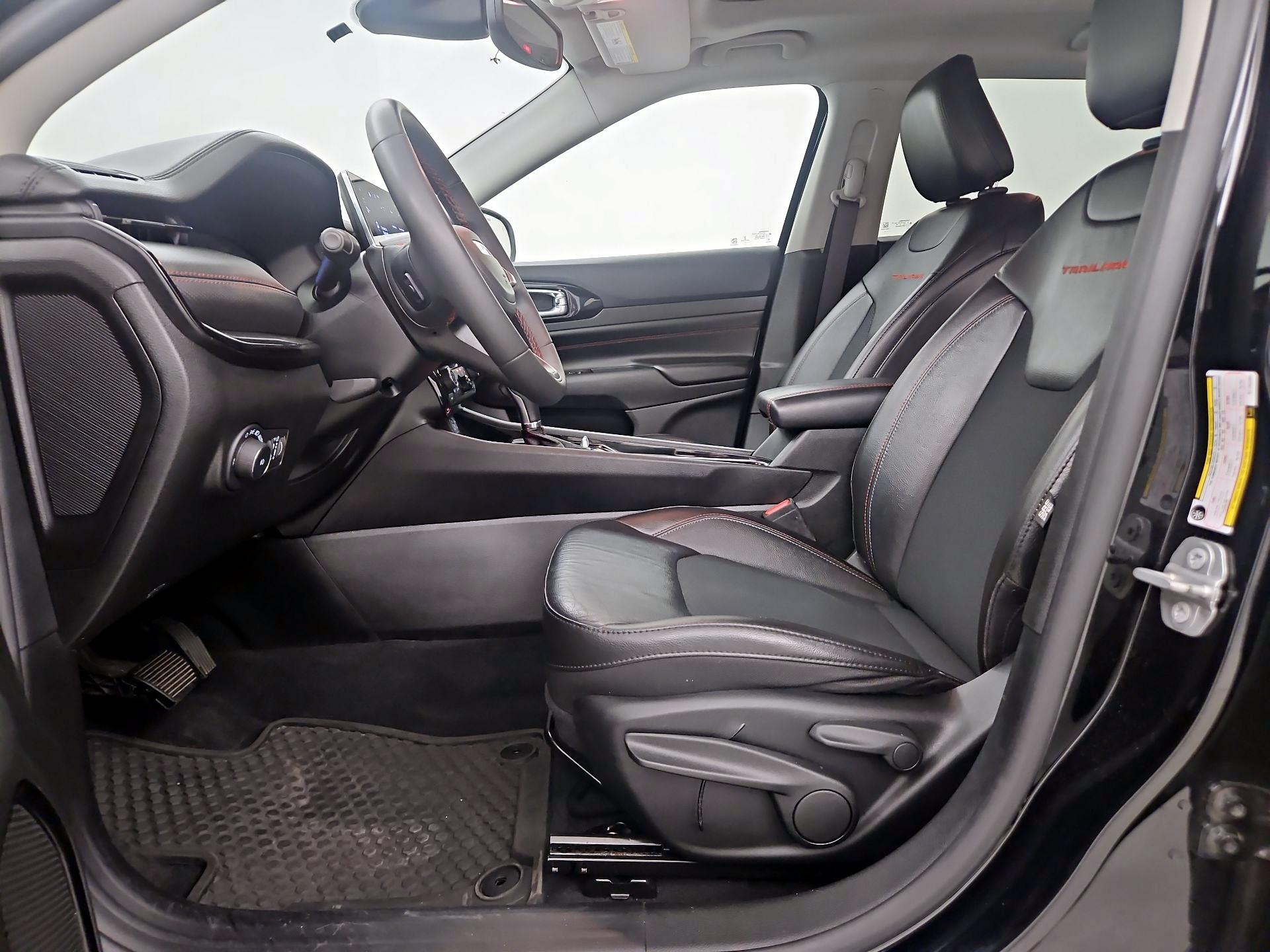 Thumbnail: 2022 Jeep Compass - 11
