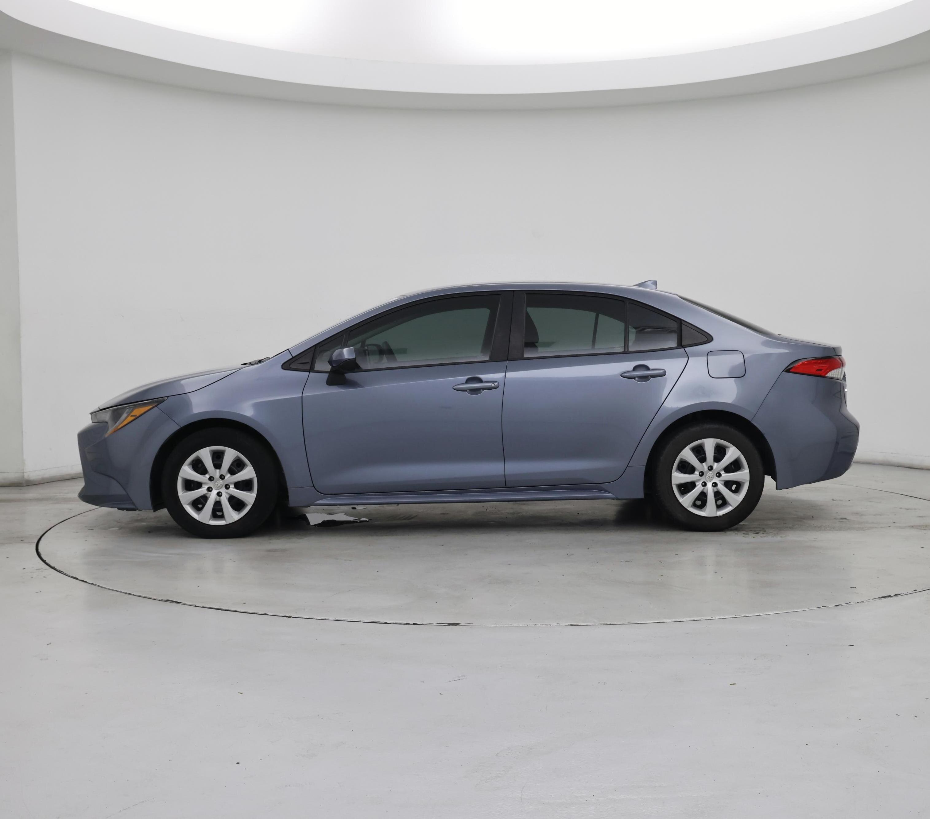 Thumbnail: 2021 Toyota Corolla - 3