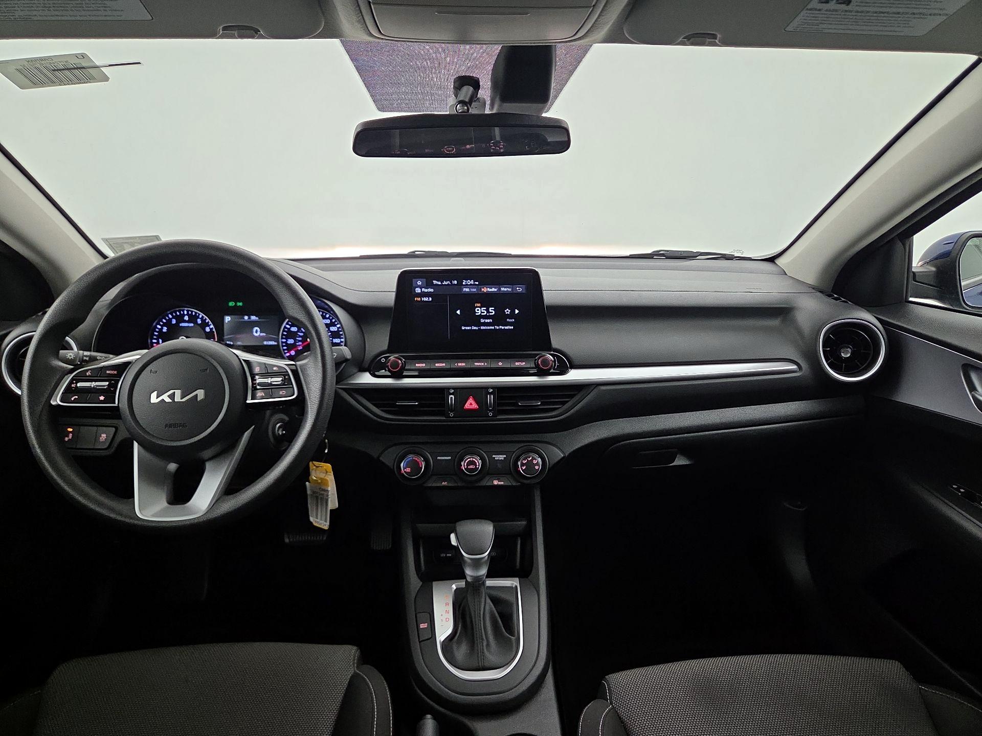 Thumbnail: 2024 Kia Forte - 9