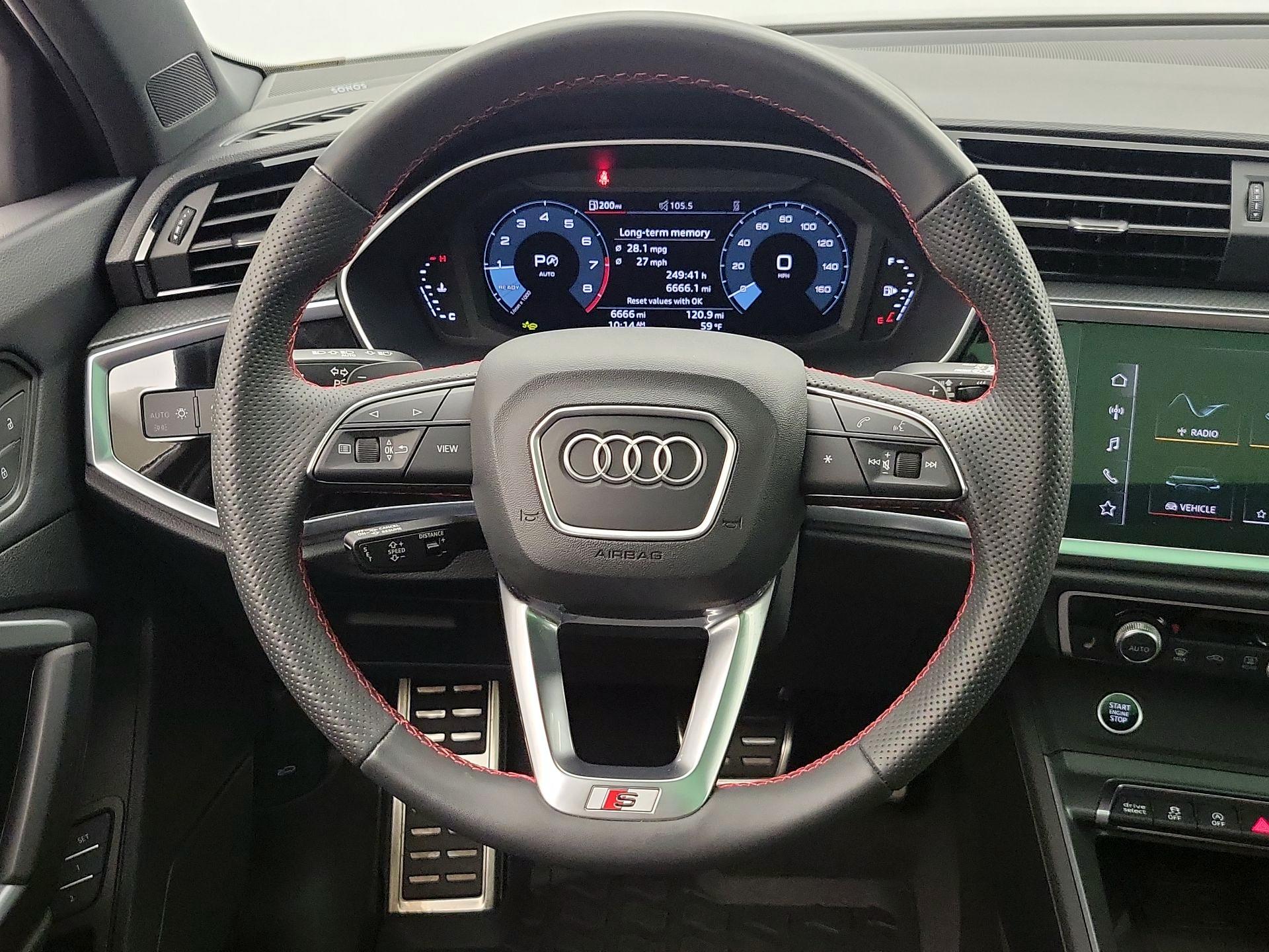 Thumbnail: 2025 Audi Q3 - 10