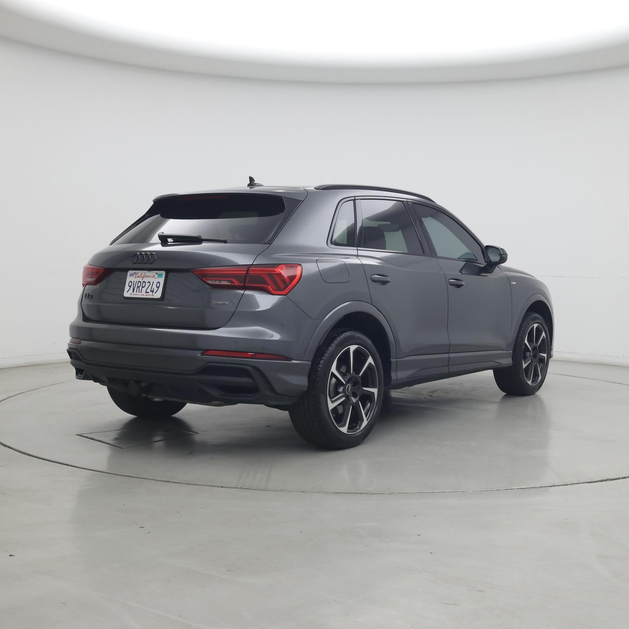 Thumbnail: 2025 Audi Q3 - 8