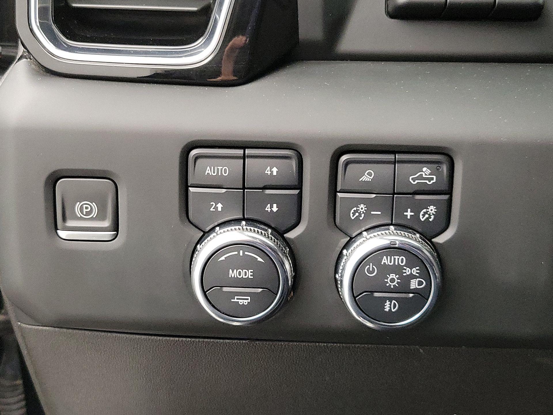 Thumbnail: 2024 GMC Sierra 2500 - 13