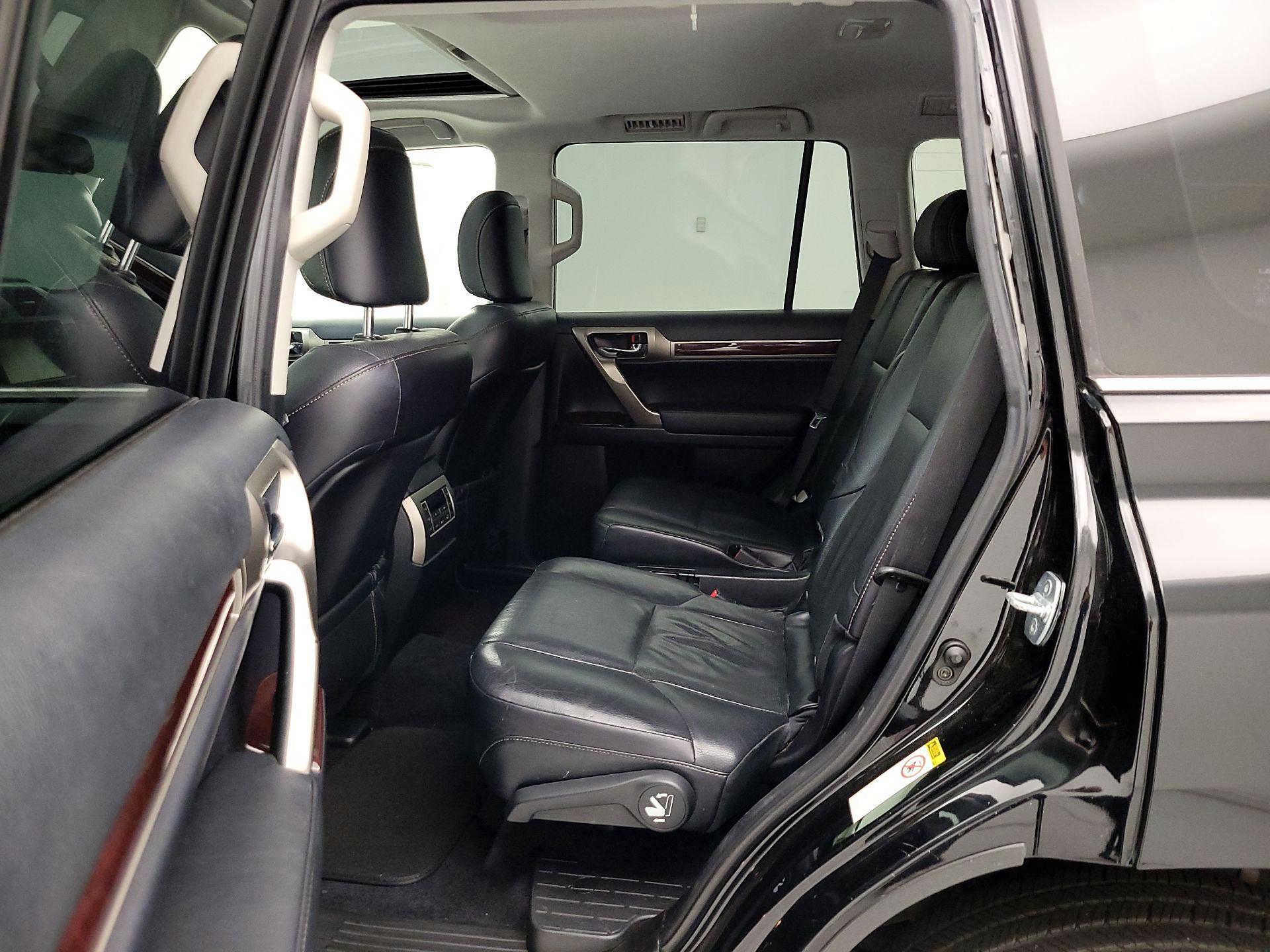 Thumbnail: 2017 Lexus GX - 20
