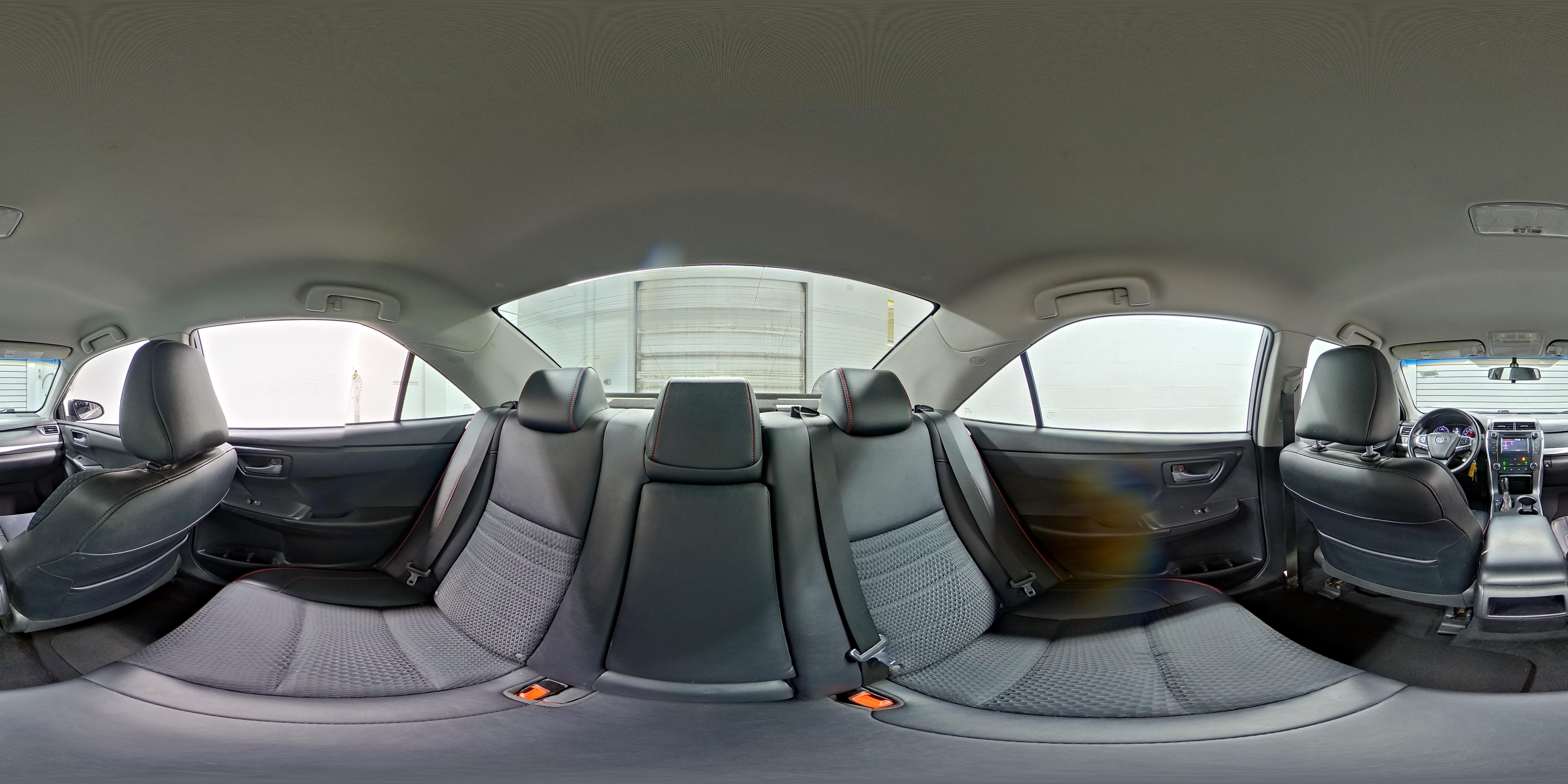 2015 Toyota Camry SE - Photo 24