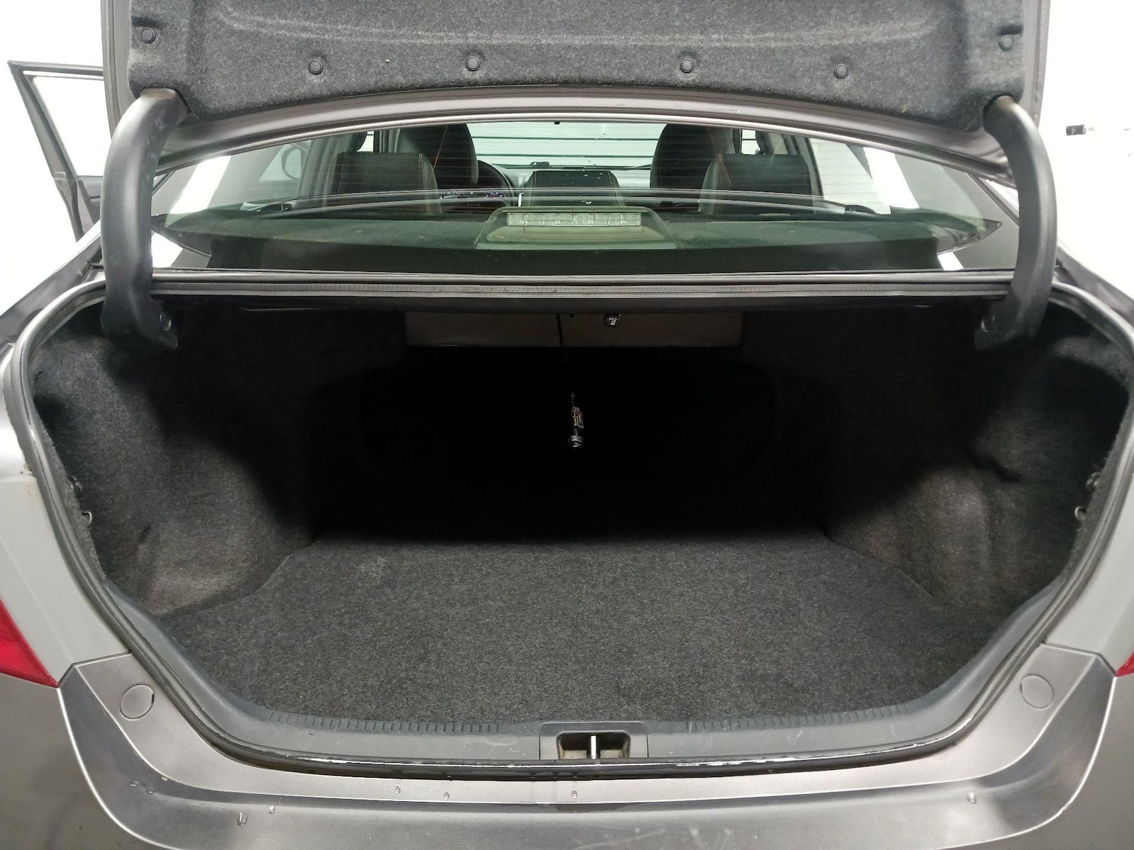 2015 Toyota Camry SE - Photo 20