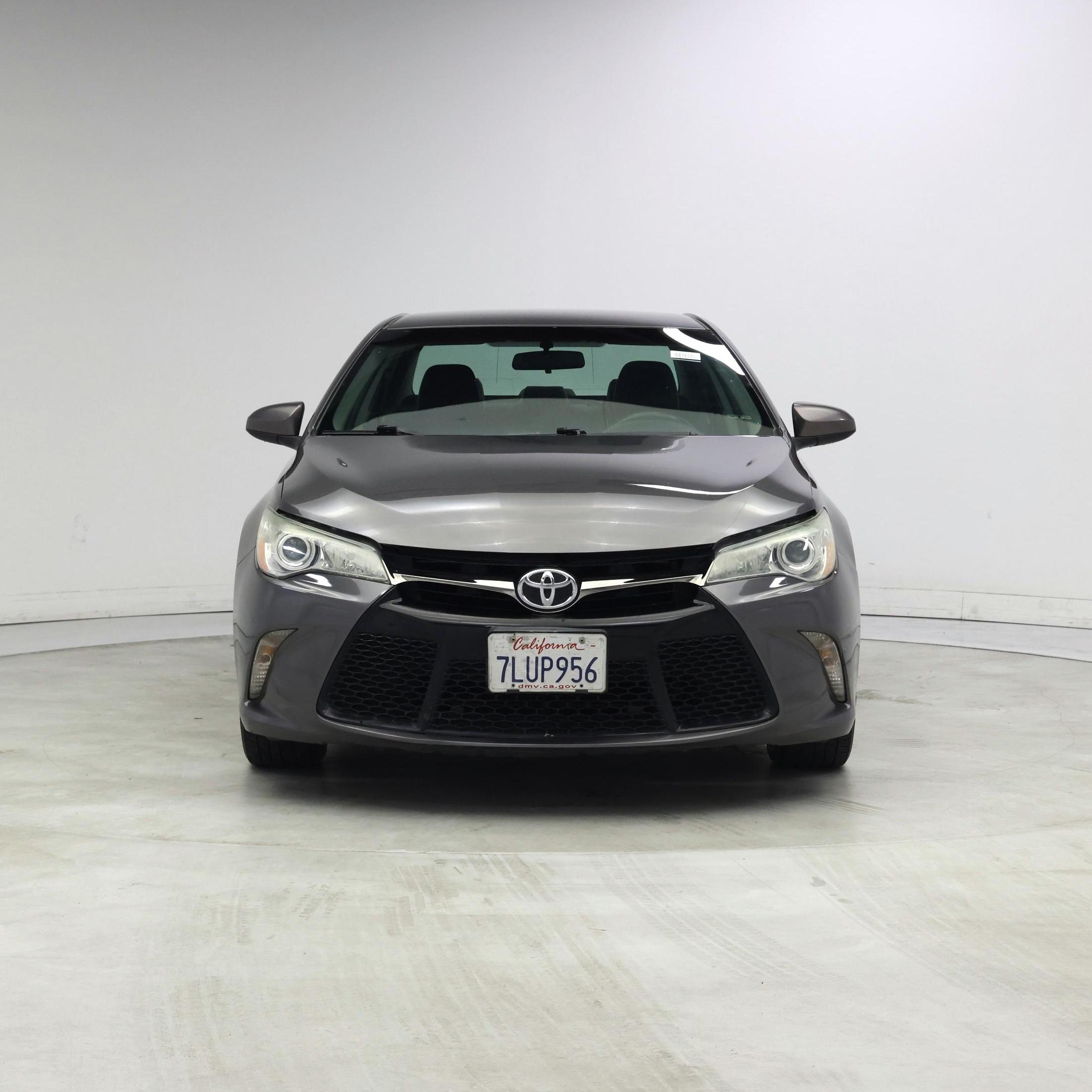 Thumbnail: 2015 Toyota Camry - 5