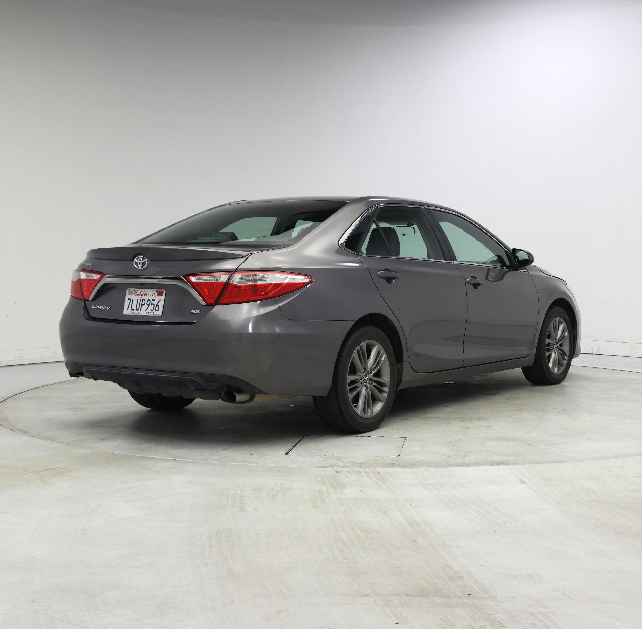 Thumbnail: 2015 Toyota Camry - 8