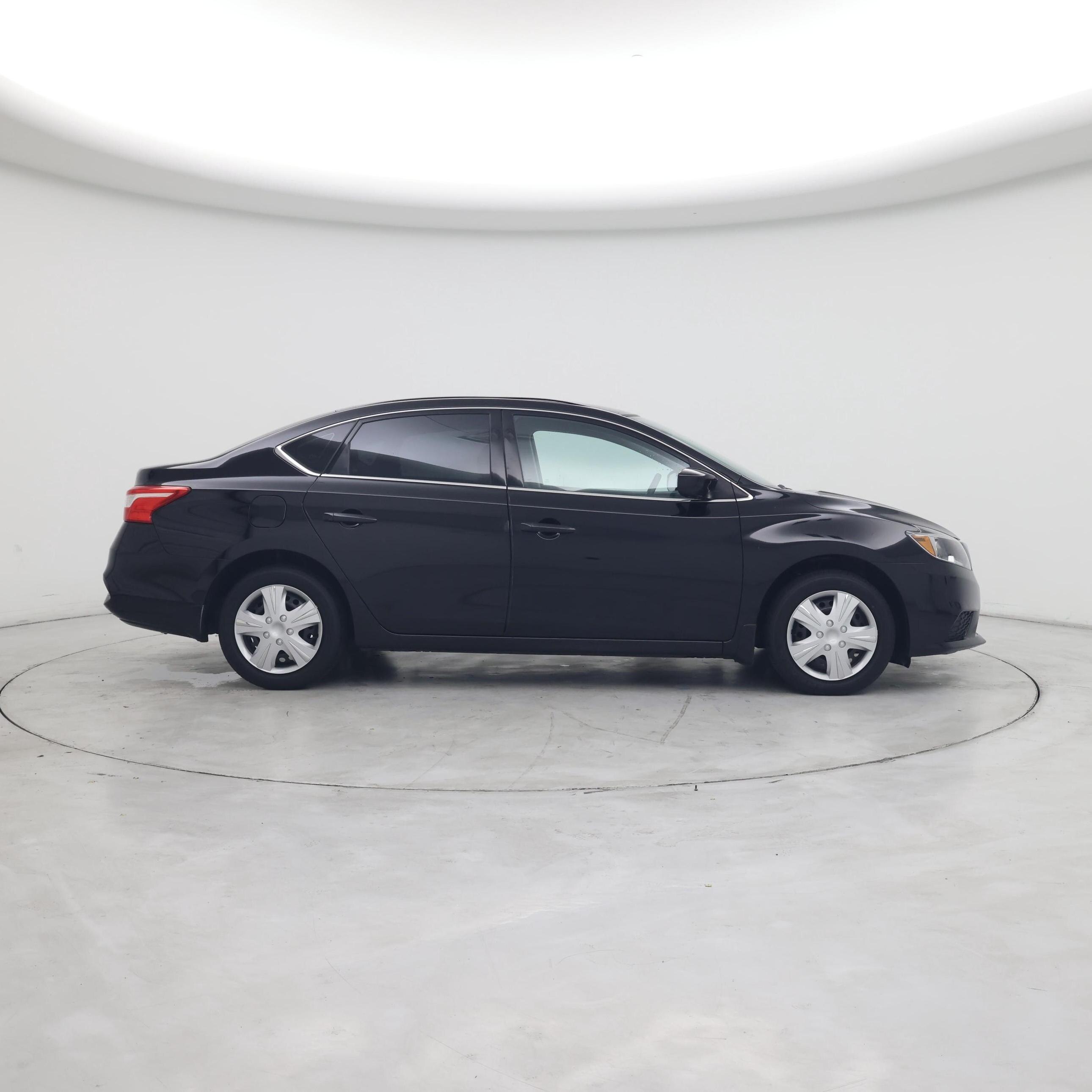 Thumbnail: 2018 Nissan Sentra - 7
