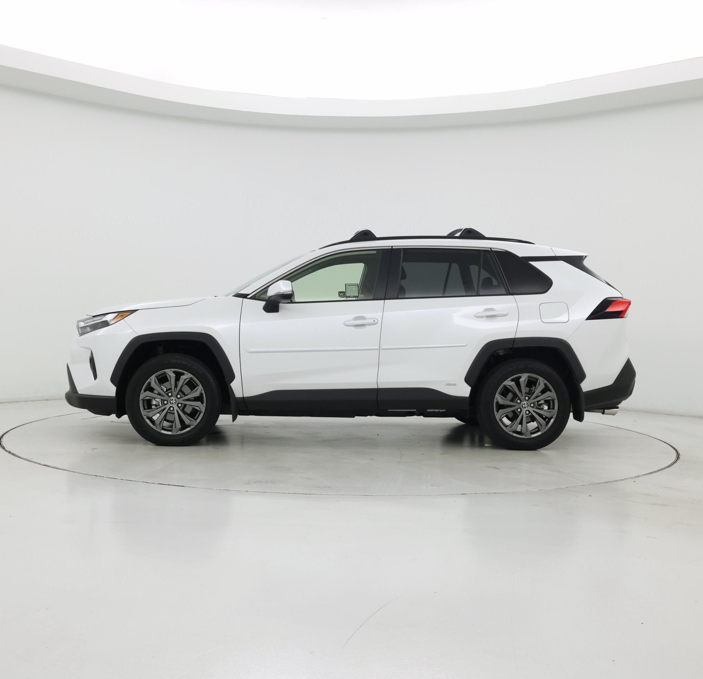 Thumbnail: 2025 Toyota RAV4 - 3