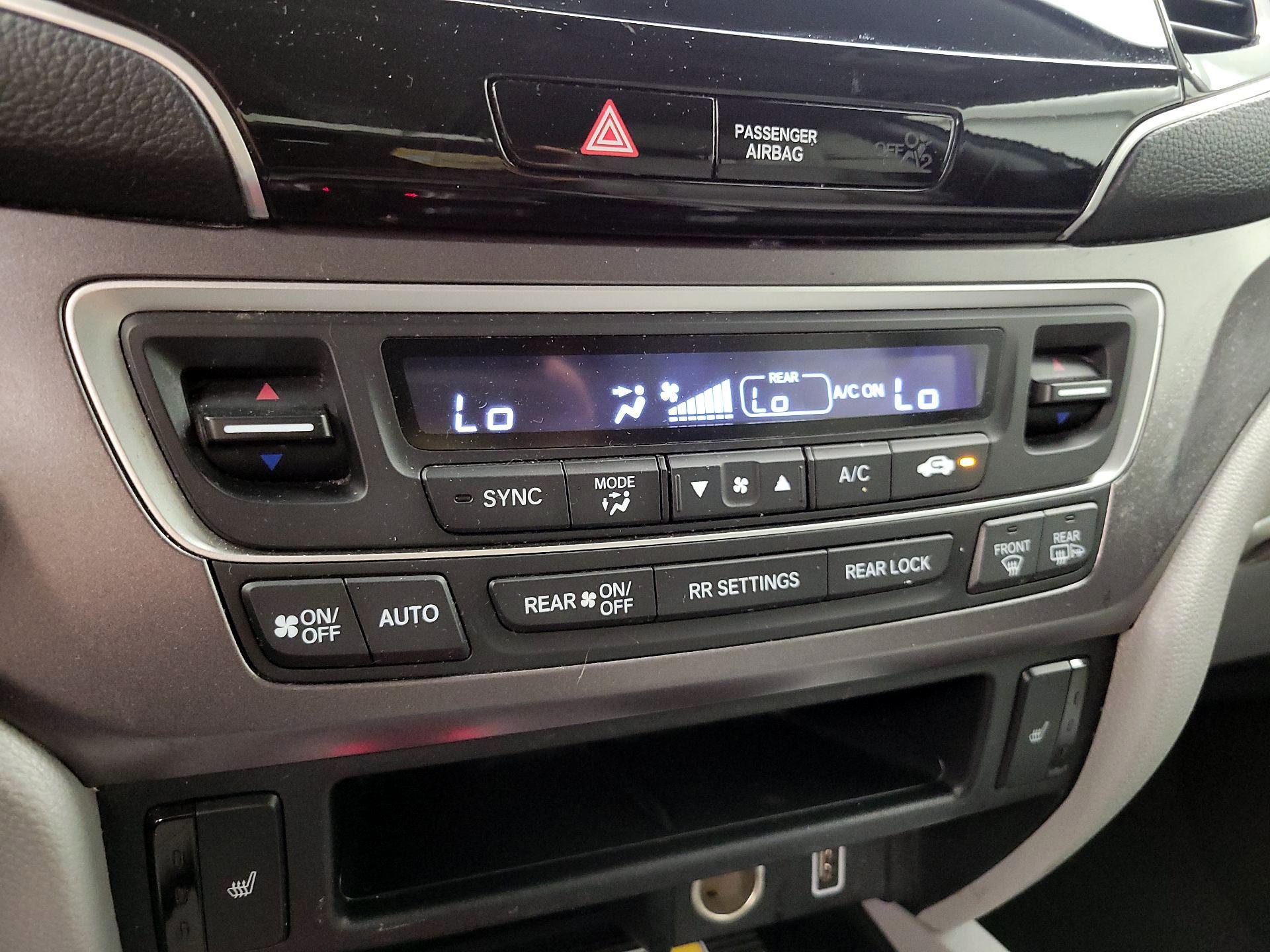 Thumbnail: 2021 Honda Pilot - 16