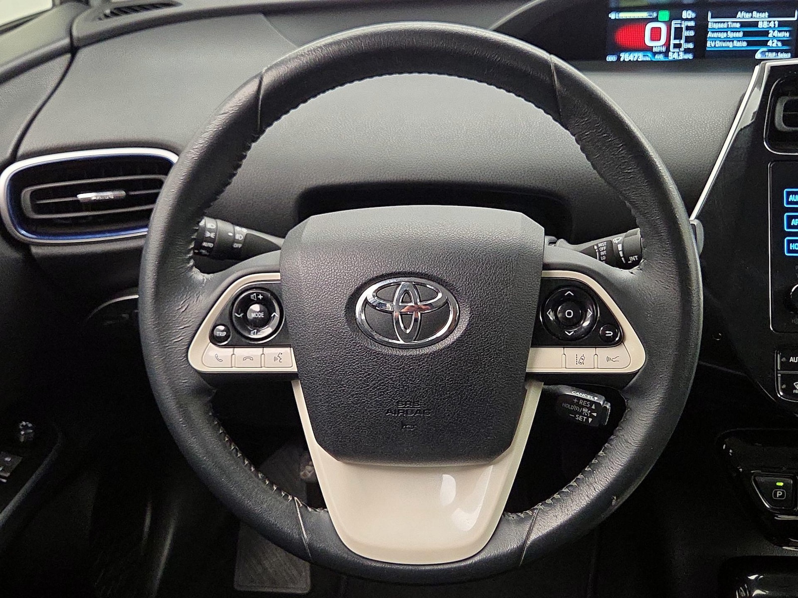 2016 Toyota Prius Three - Photo 11