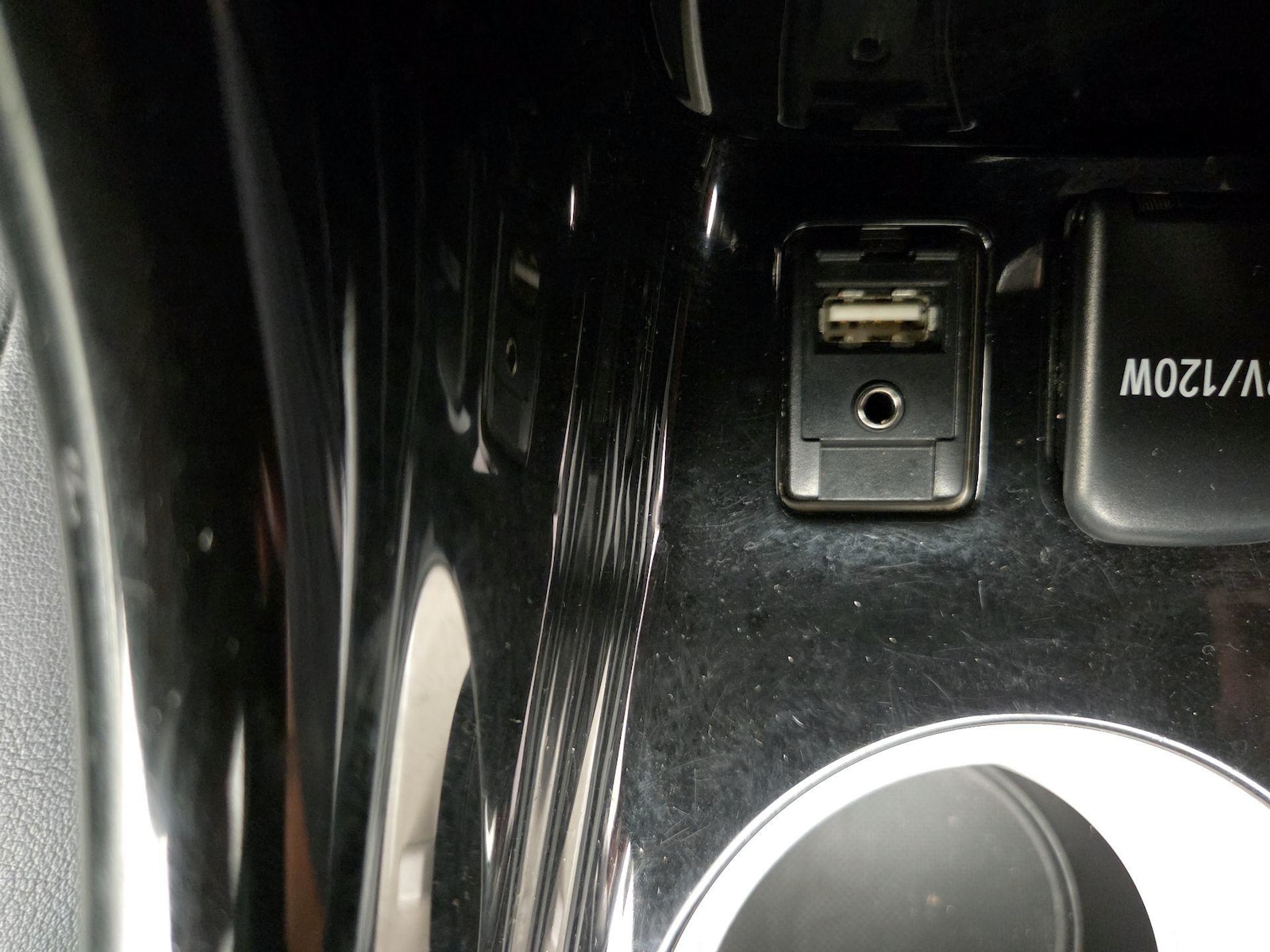 2016 Toyota Prius Three - Photo 18